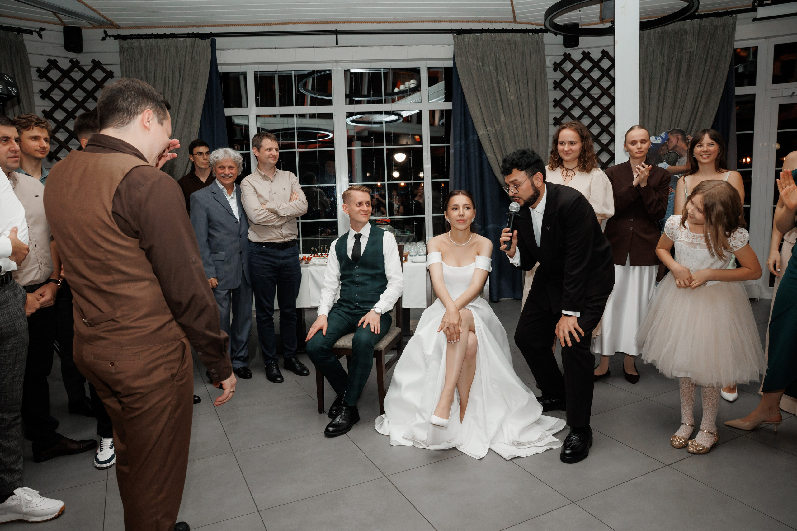 Регистрация в отеле Fish Point, ЗАГС Бутово, прогулка в Остафьево. Свадебный и репортажный фотограф (Москва, Королев и другие)