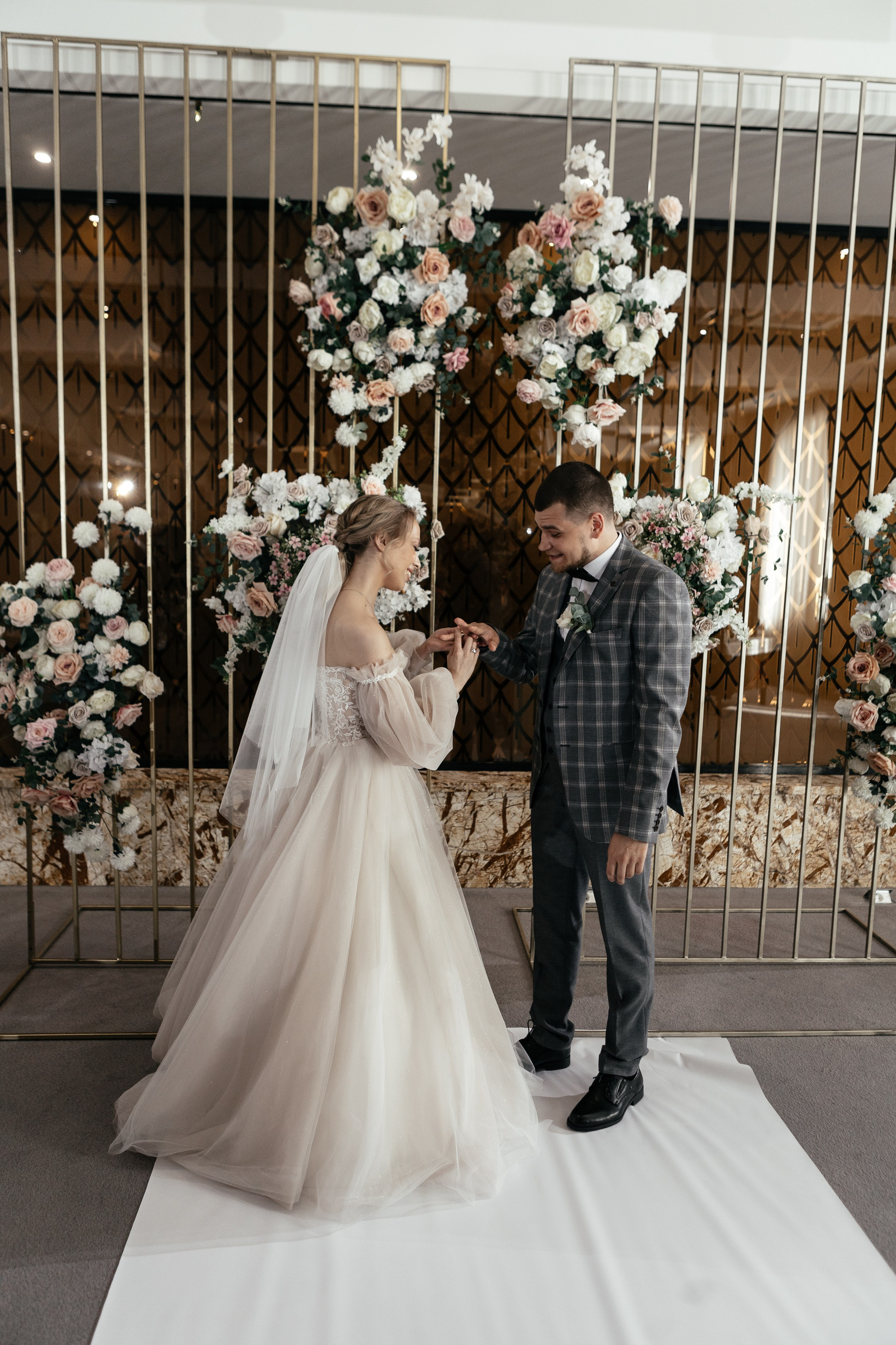 Свадебный фотограф Уфа — Руслан ГабдлисламовЖивые эмоции, красивые кадры, воспоминания на всю жизнь.Работаю по всей Республике Башкортоста. Свадебный фотограф Уфа Руслан Габдлисламов