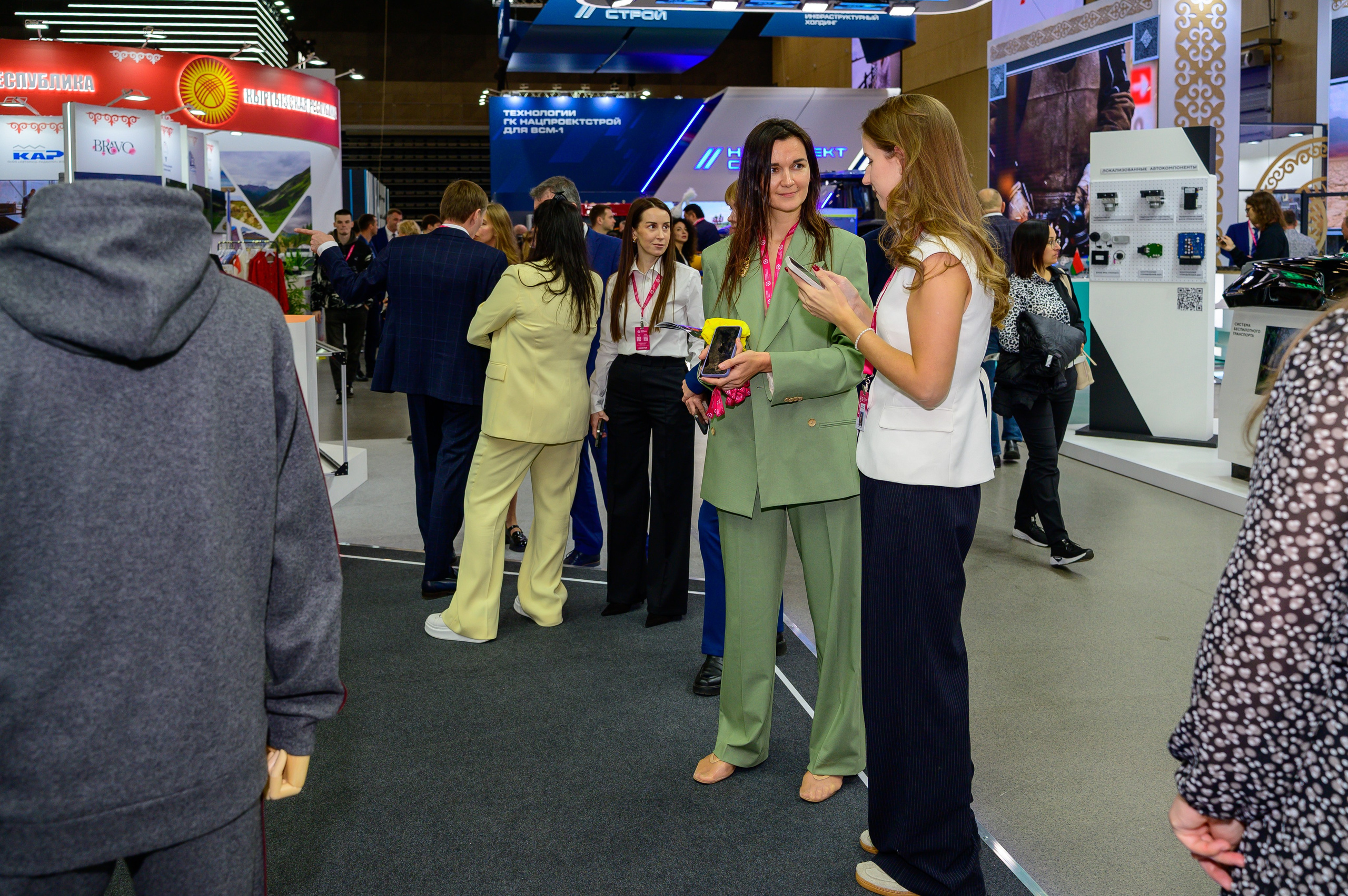 BigindustrialweekBelarus. Фотоуслуги, услуги фотографа, фотографирование важных событий