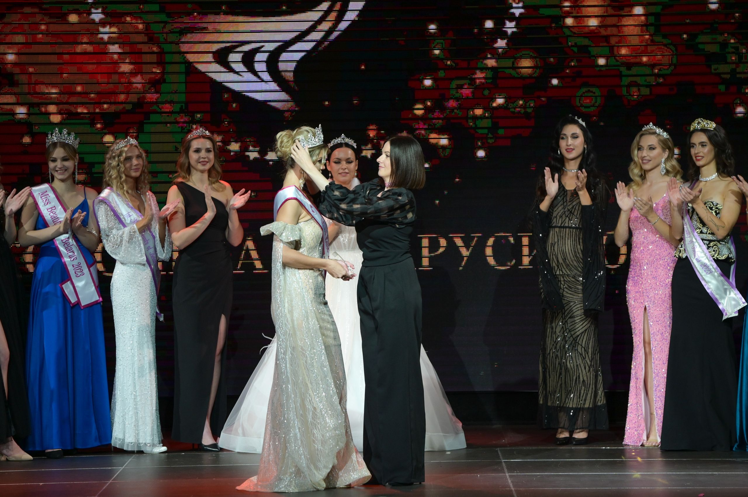 Фотографии с конкурса красоты. Фотоуслуги, услуги фотографа, фотографирование важных событий