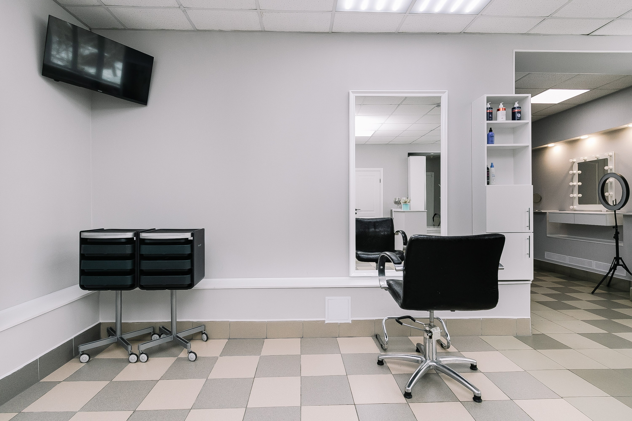 Салон красоты. Свадебный и репортажный фотограф в Новосибирске Матлак Дарья