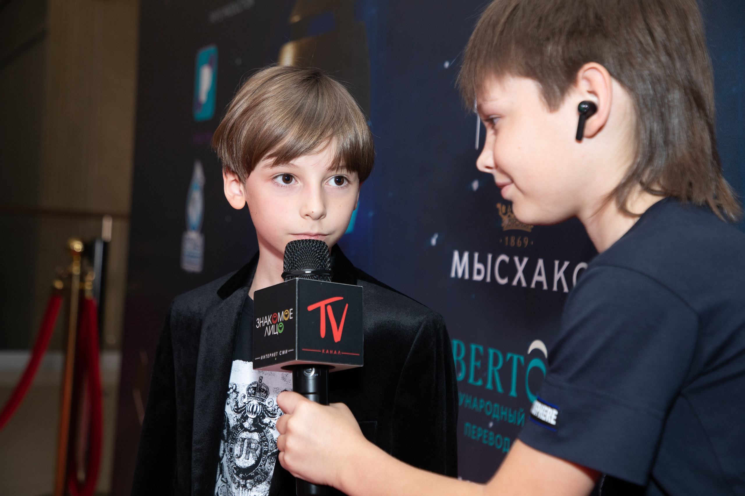 Закрытый показ фильма «Хронос». Art photographer Nino