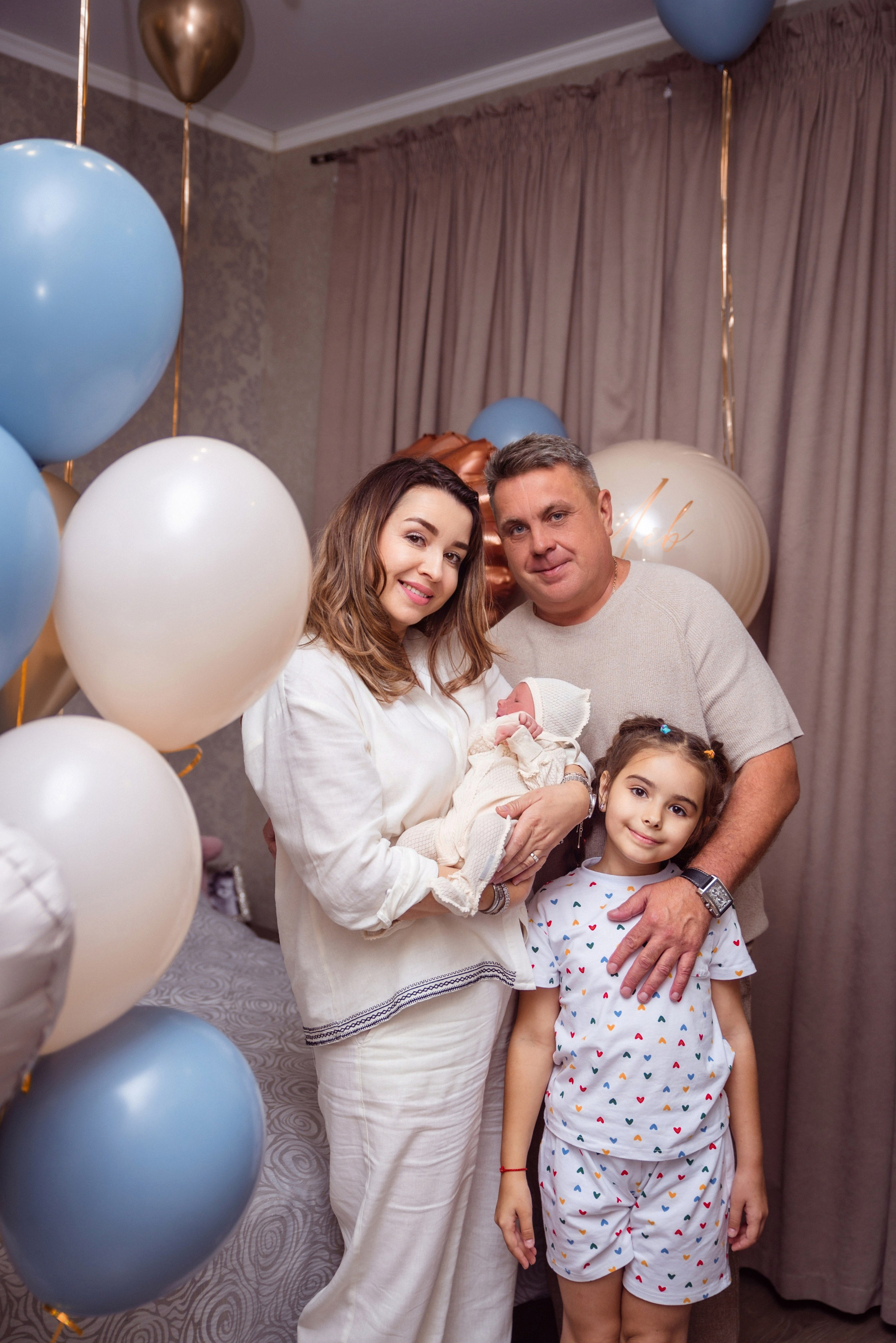 Выписка из роддома. Семейный Фотограф в Краснодаре и крае