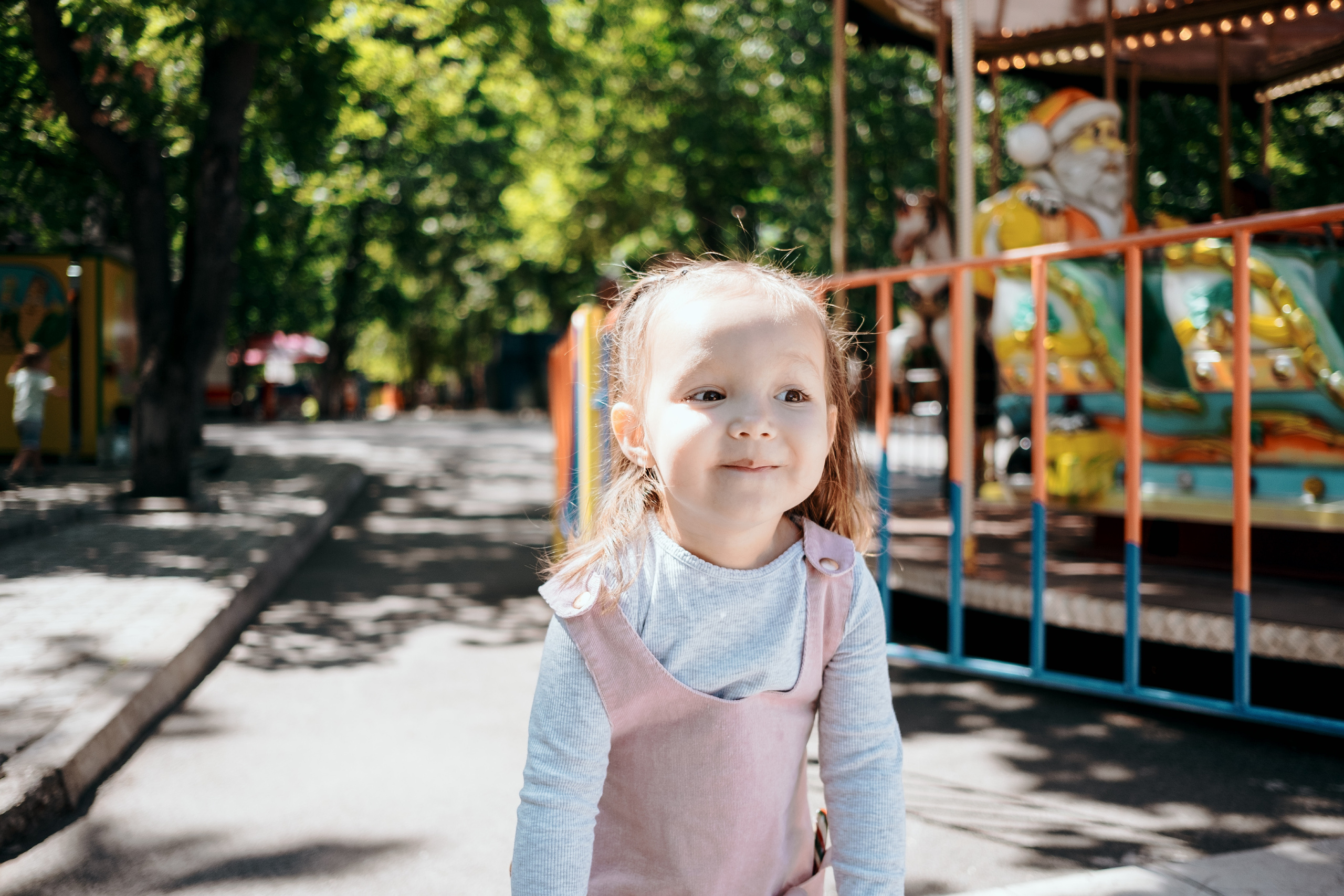 Ильмира и Ева в парке. Семейный фотограф Уфа Головченко Анастасия