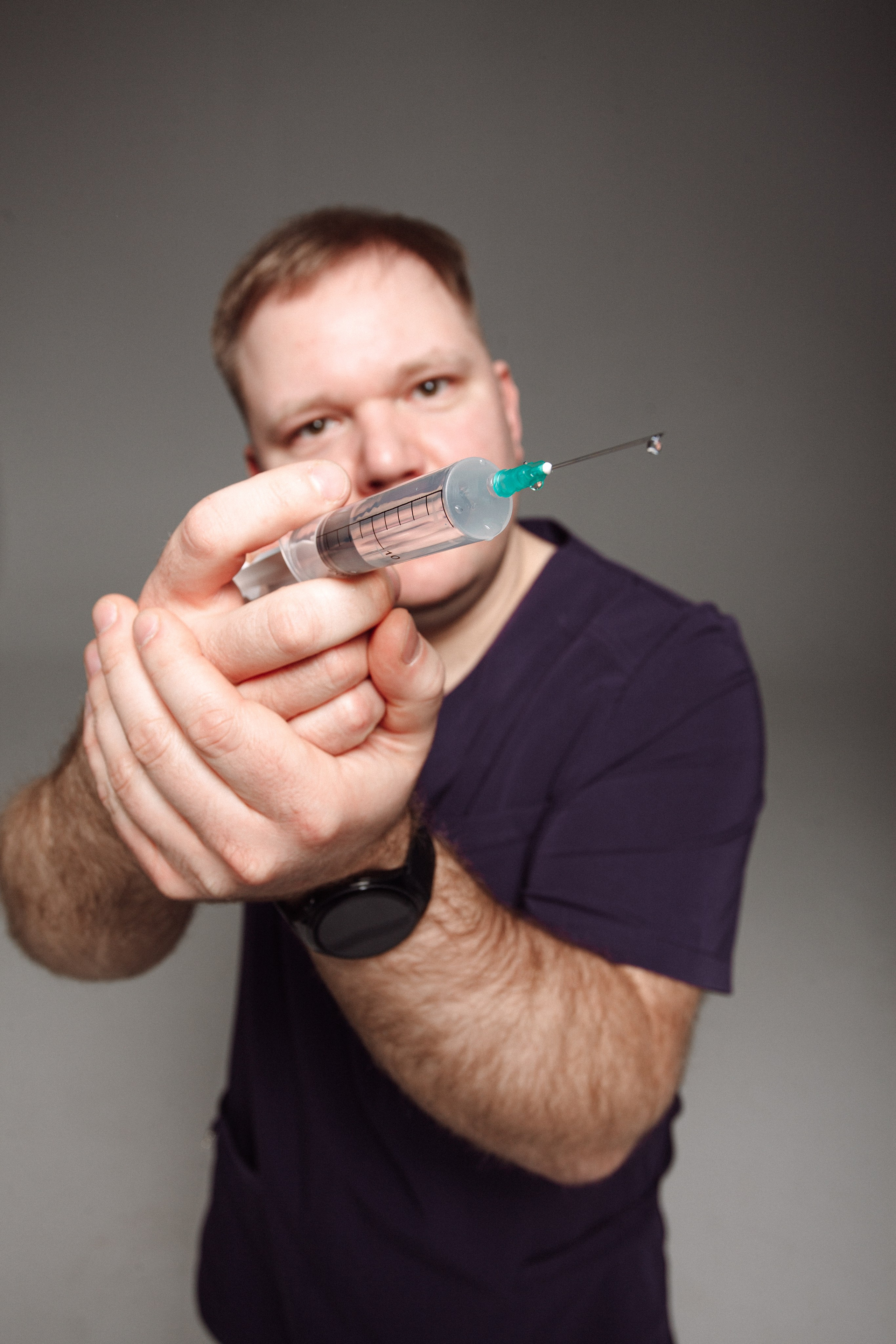 Съёмка врача в студии. Фотограф врача в Нижнем Новгороде и Нижегородской области.