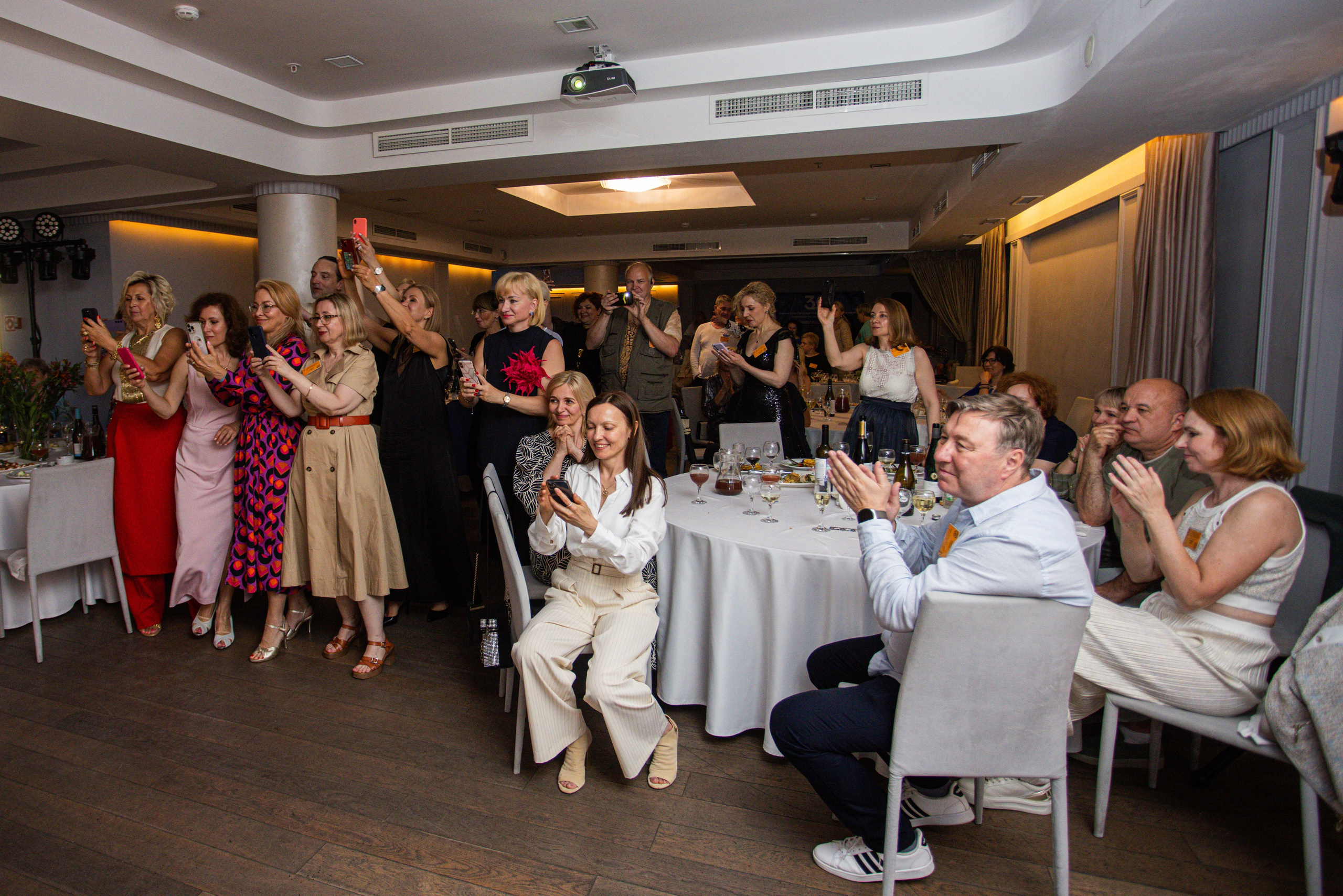 Встреча выпускников. Стоматологи СПб. Семейный фотограф в Вышнем Волочке — Ульяна Иванова | Фотосессии для всей семьи