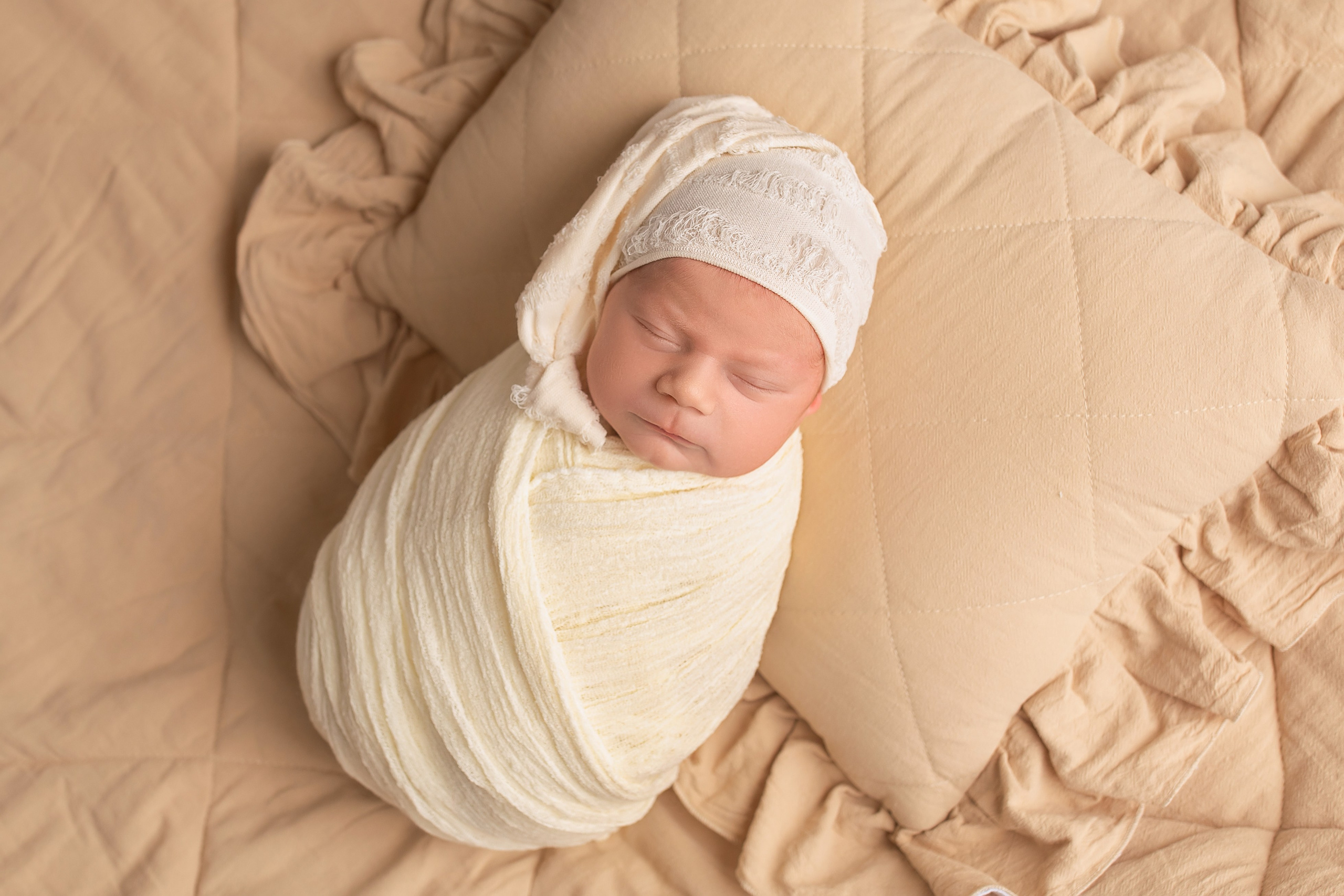 Мирон. Фотограф новорожденных и беременности в Хабаровске Варвара Титаева