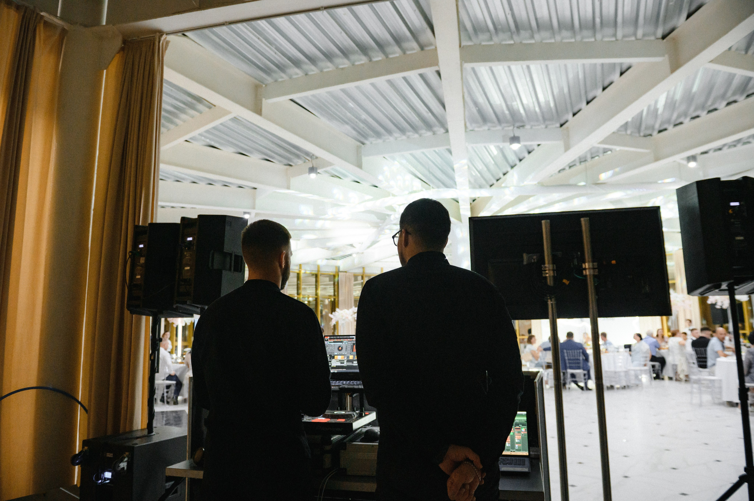 Давай танцевать!. Светлана Варфоломеева, женский и свадебный фотограф в Саратове