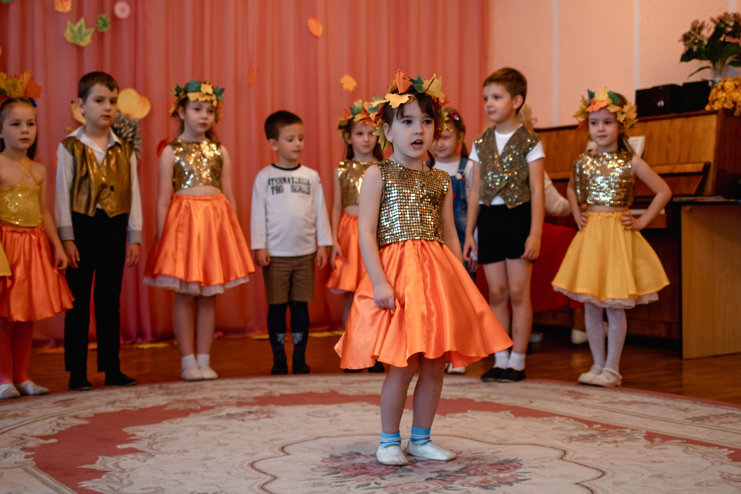Осенний праздник в детском саду. Маргарита. Семейный фотограф в Минске Приболовец Светлана