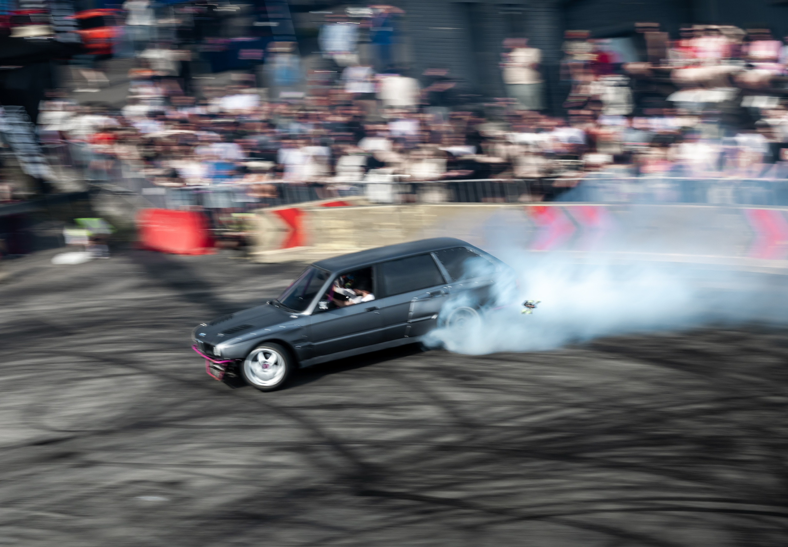 TURBO NIGHT. Opasnophoto
