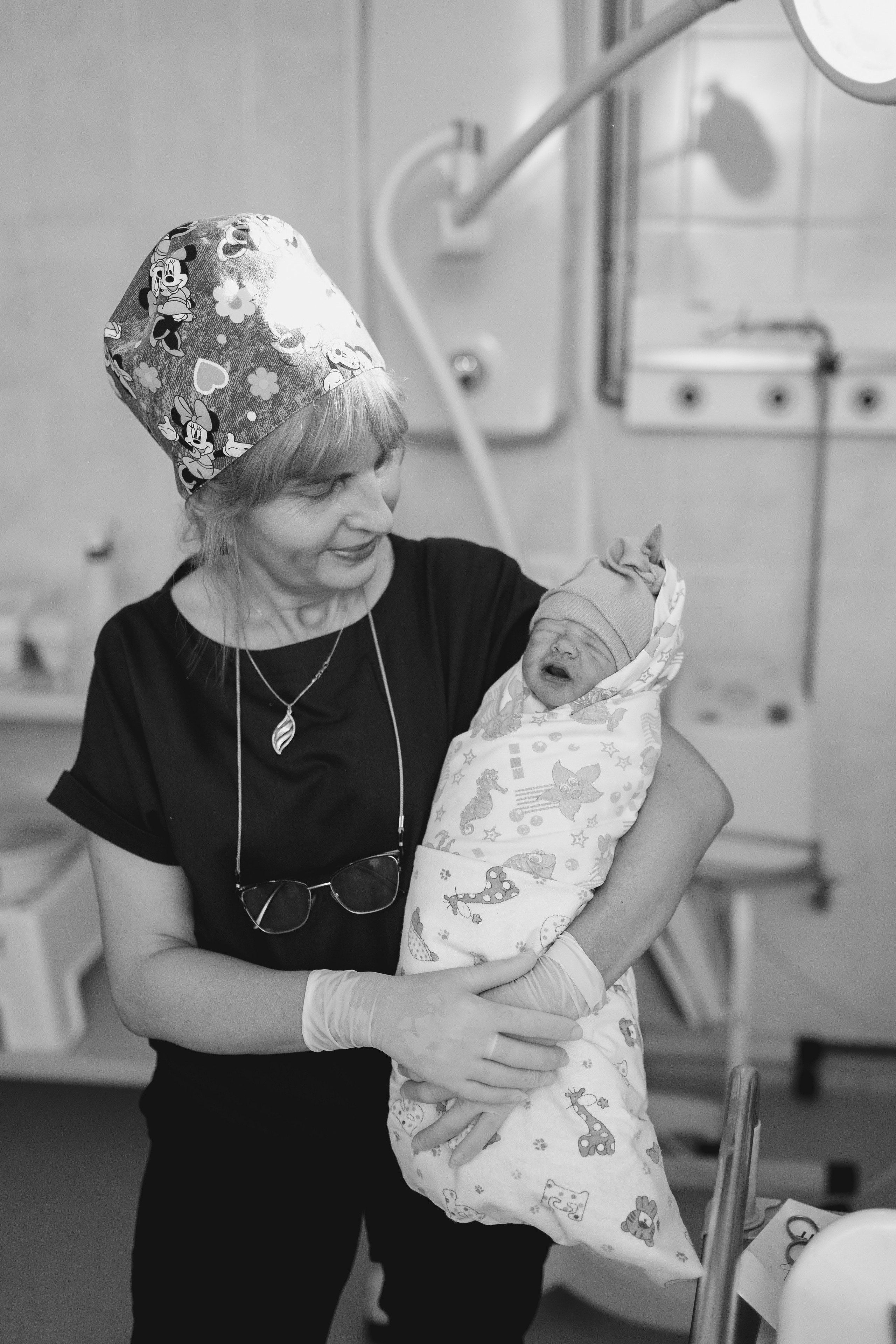 Роды. Фотограф новорожденных малышей Одинцово/Москва Юлия Скок