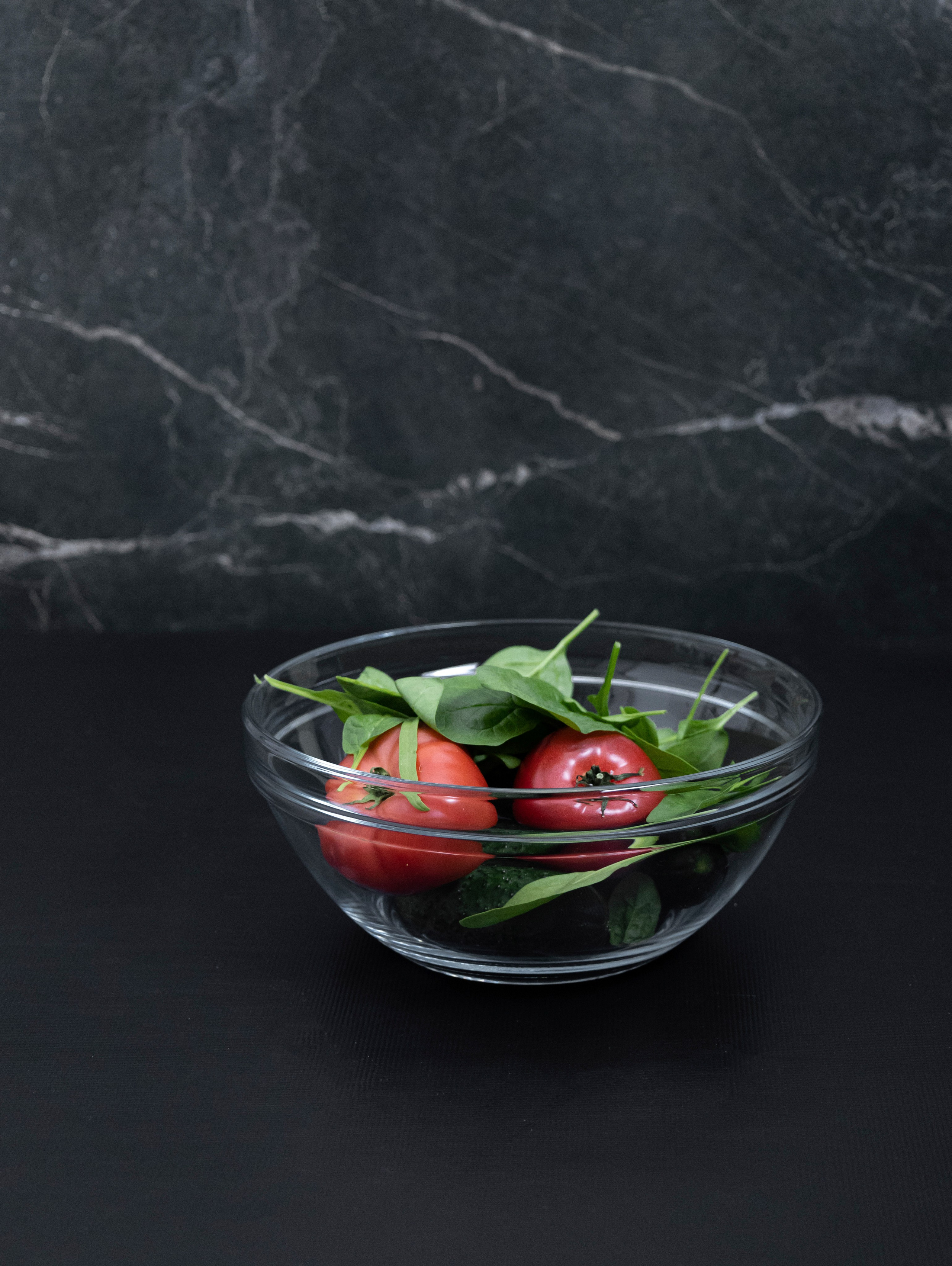 Предметная фотография изделий из стекла и керамики. Предметный фотограф в Москве и Московской области