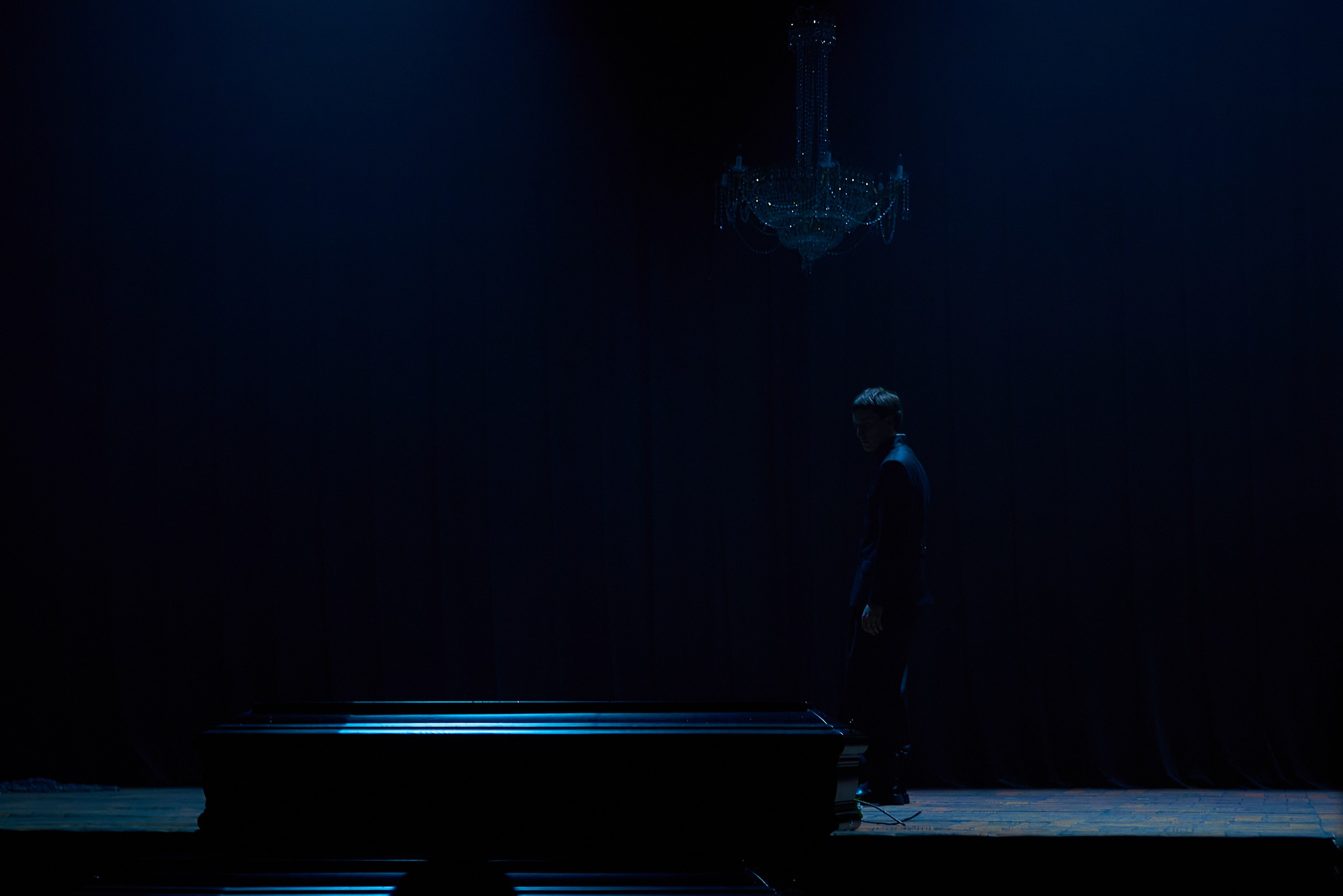 «Быть или не быть» Закулисье Театра Наций. Wish Films — Фото и видео для брендов и личных проектов | Фотограф и видеограф