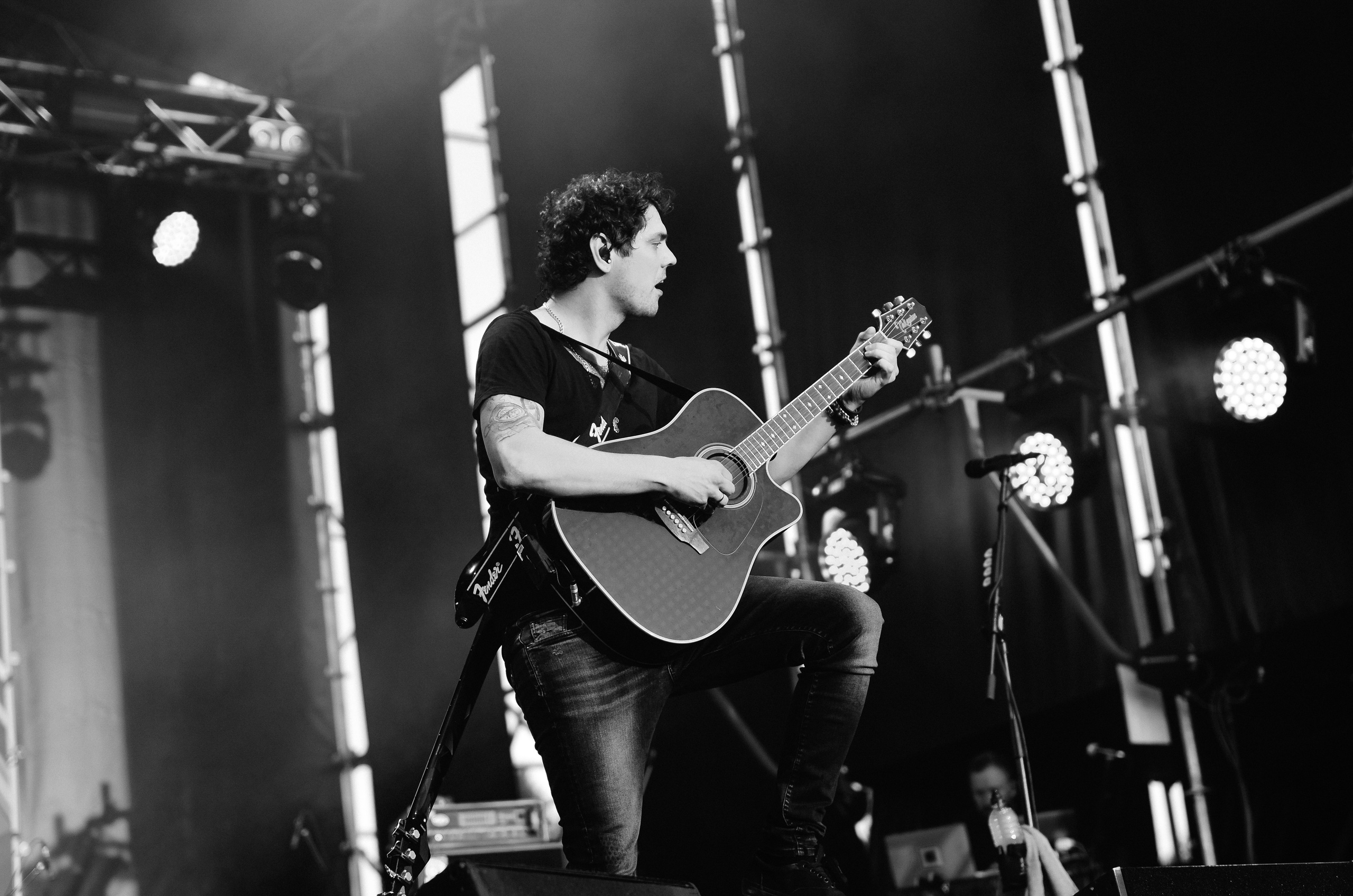 Концерт The Hatters на фестивале «Грань» в Барнауле. Денисова Аля — фотограф для парных съемок и индивидуальных историй в Барнауле