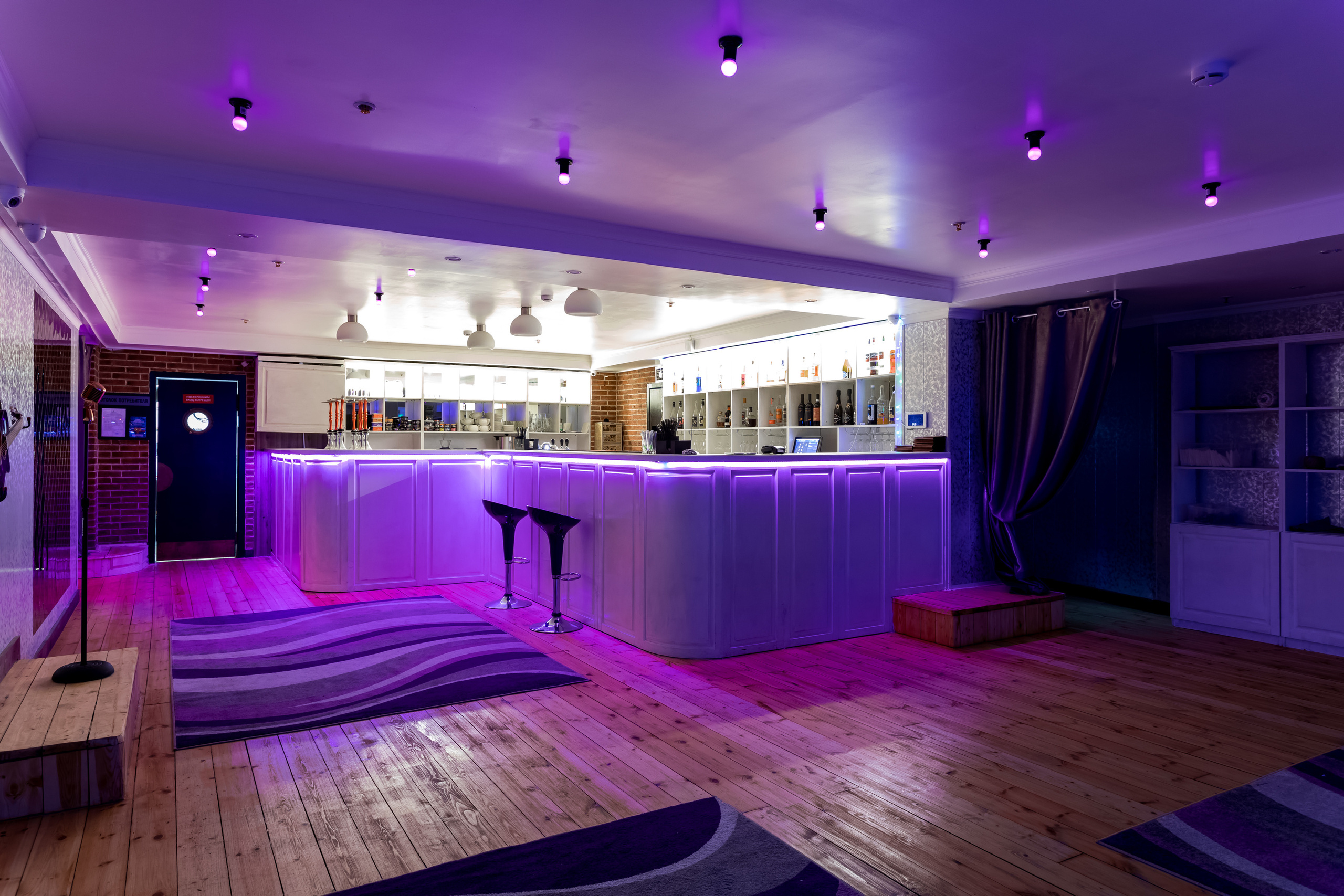 Съемка для караоке-клуба Дружба в Новокосино. Интерьеры, Контент, Портреты | Фотограф в Москве Дани Терно