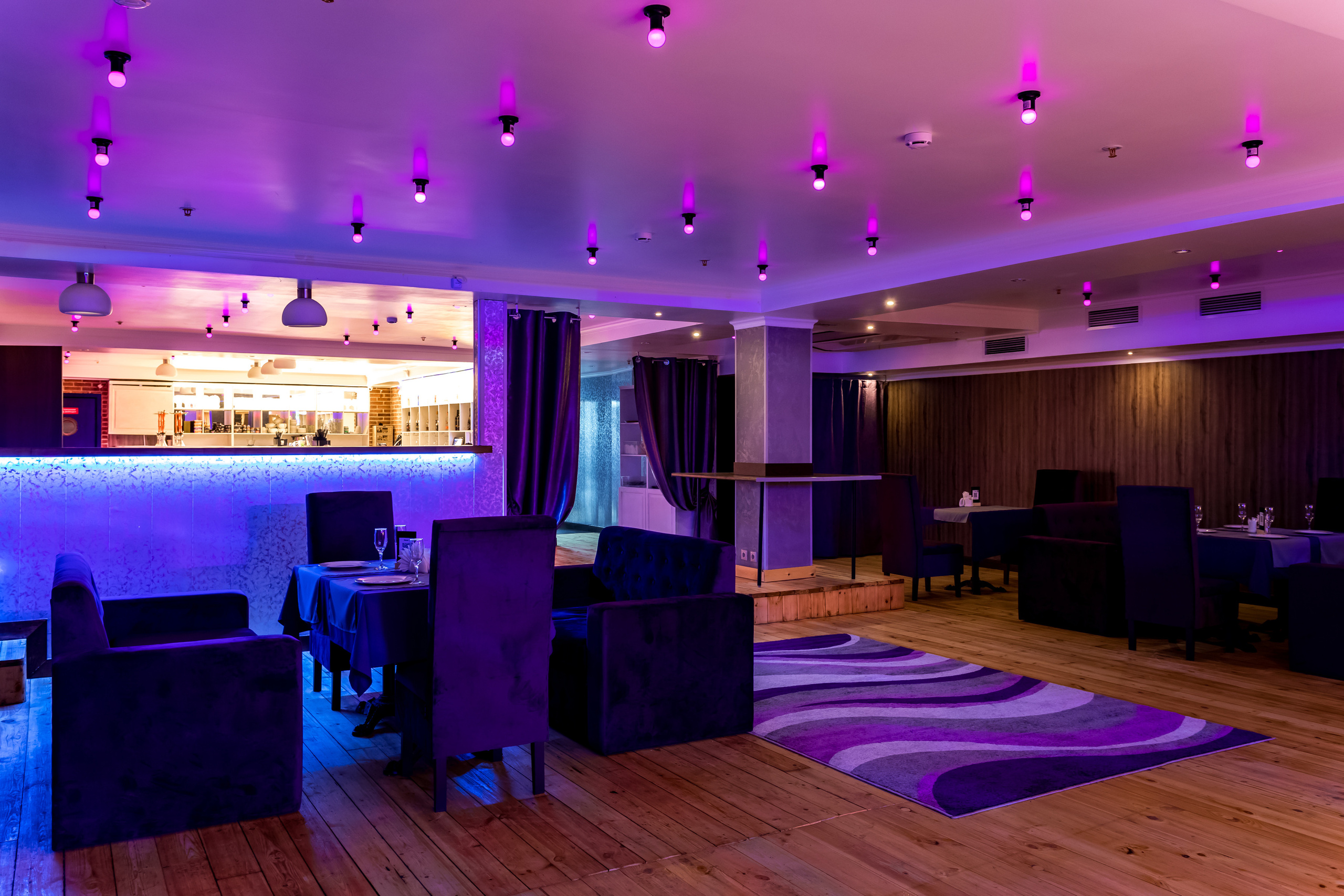 Съемка для караоке-клуба Дружба в Новокосино. Интерьеры, Контент, Портреты | Фотограф в Москве Дани Терно