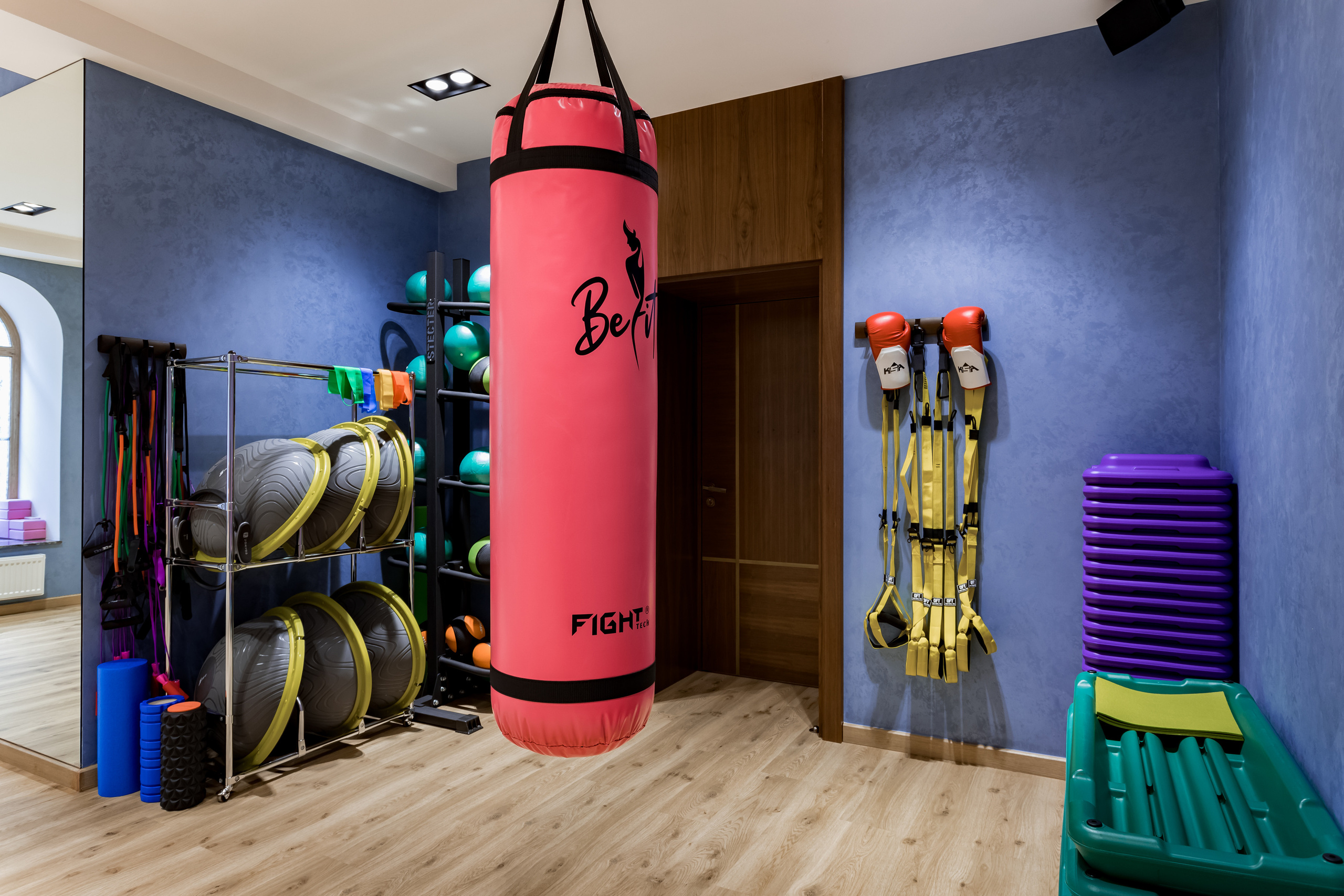 Съемка интерьера для фитнес-клуба и салона красоты Be Fit Studio. Интерьеры, Контент, Портреты | Фотограф в Москве Дани Терно