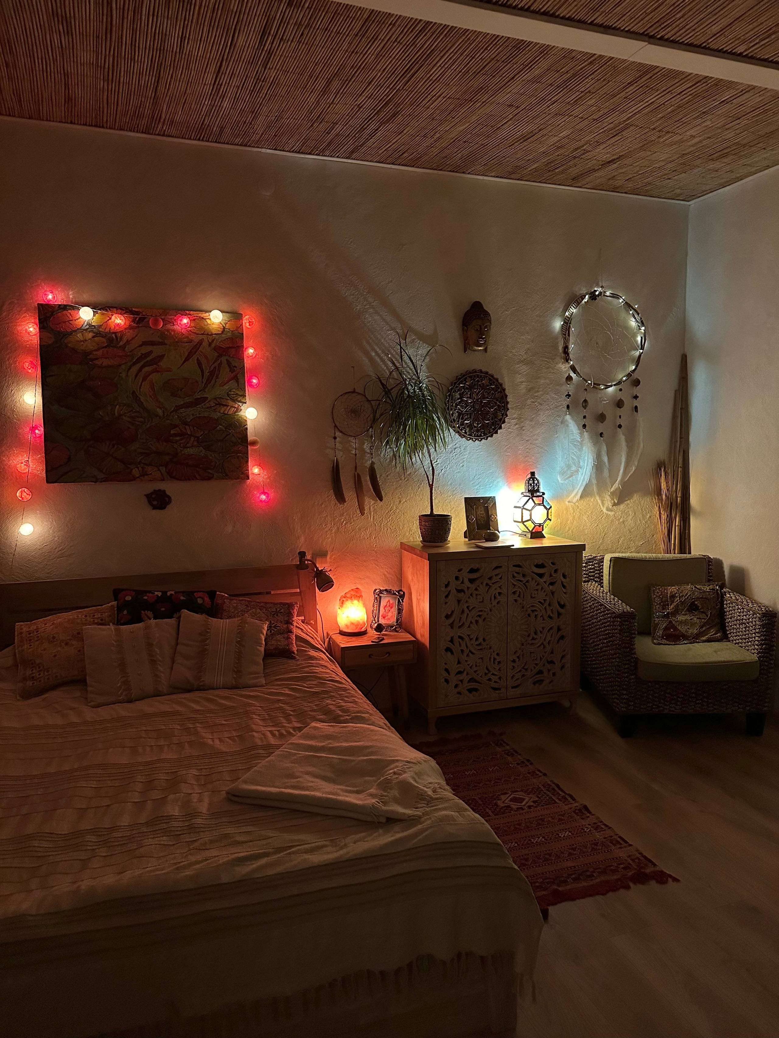 Квартира в Эко стиле. Дизайнер декоратор интерьеров и предметов интерьера