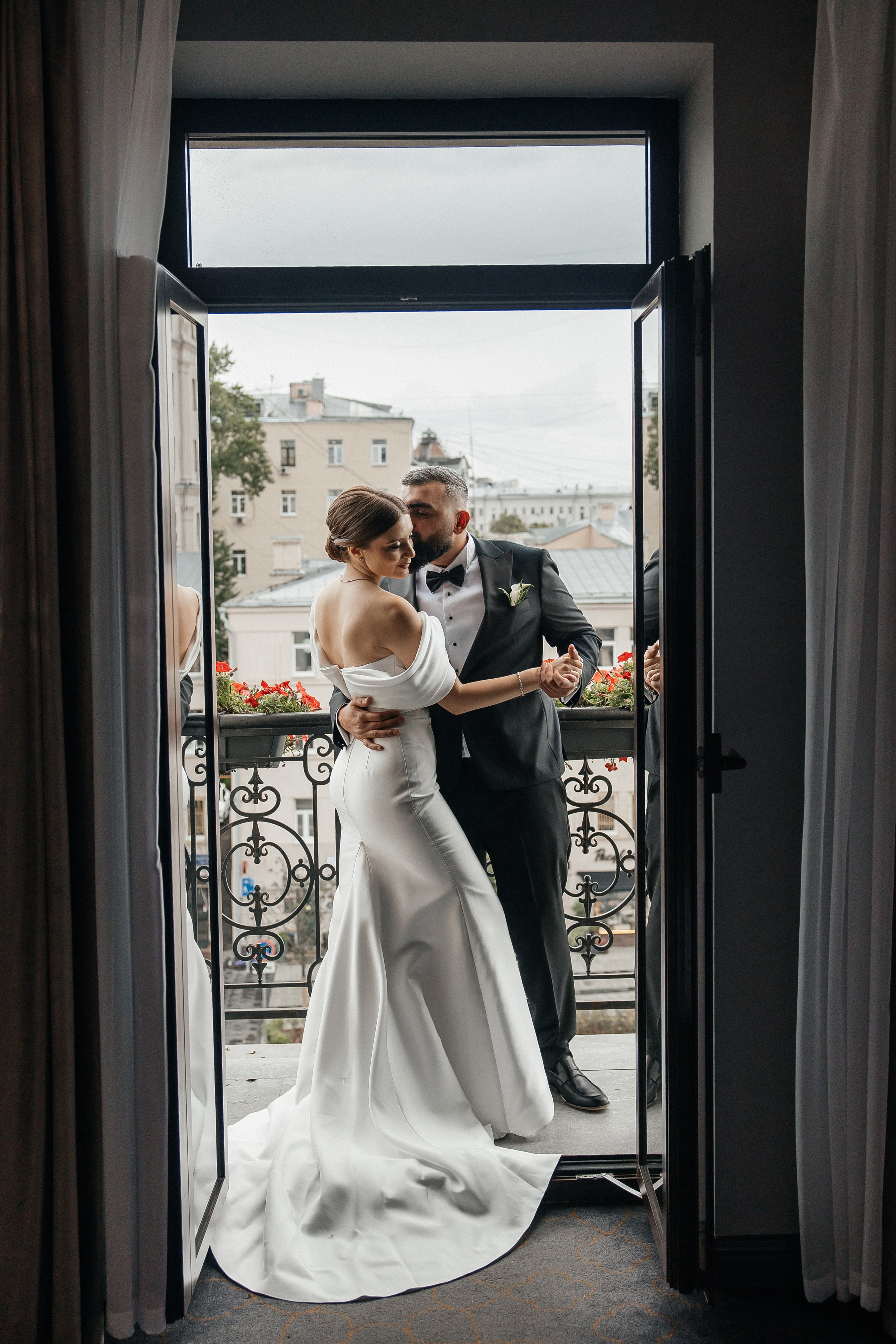 свадебная фотосессия в отеле Hartwell Хартвел в Москве