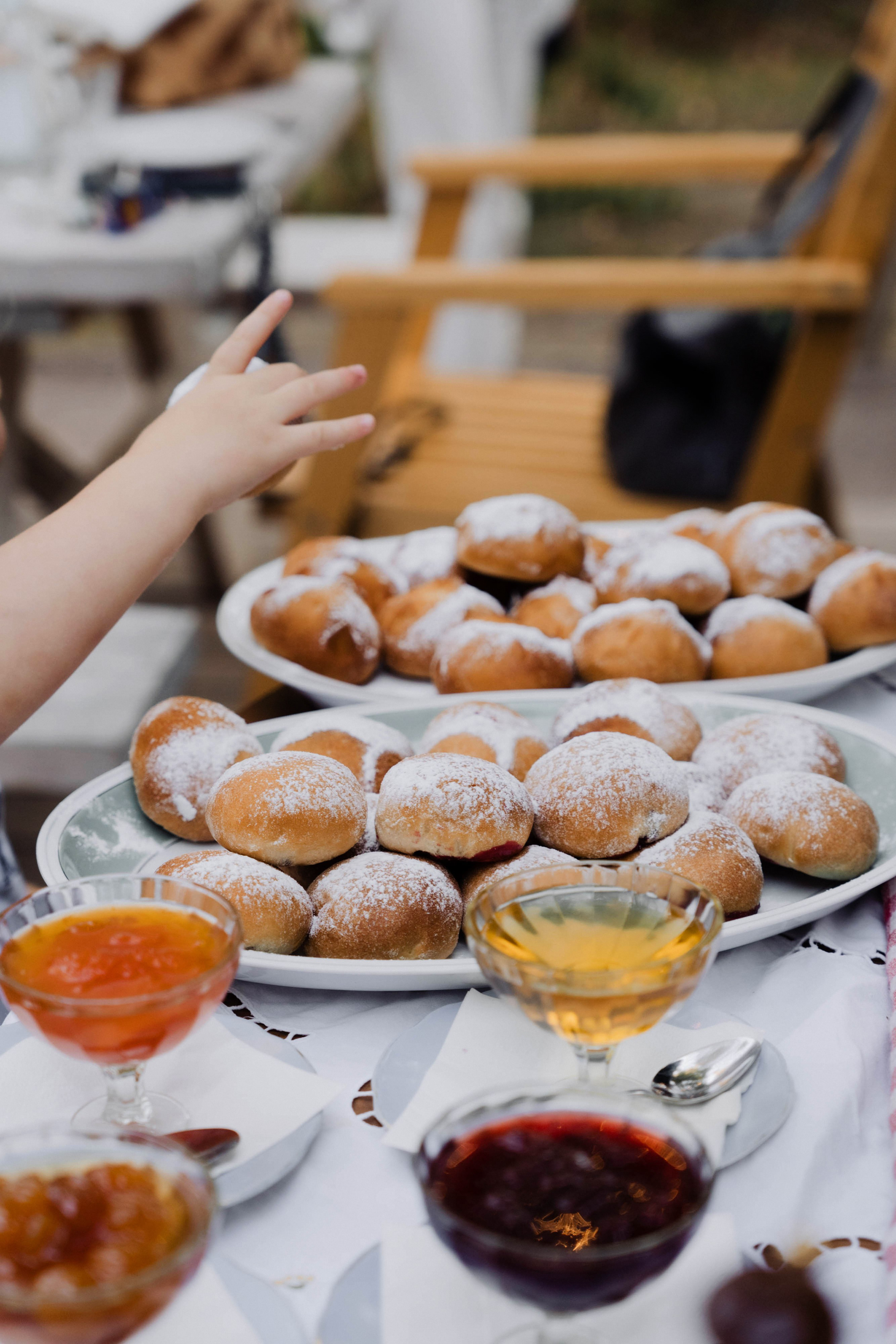Встреча в «Робине» Переделкино. ФОТОГРАФ КСЕНИЯ СОСНОВСКАЯ
