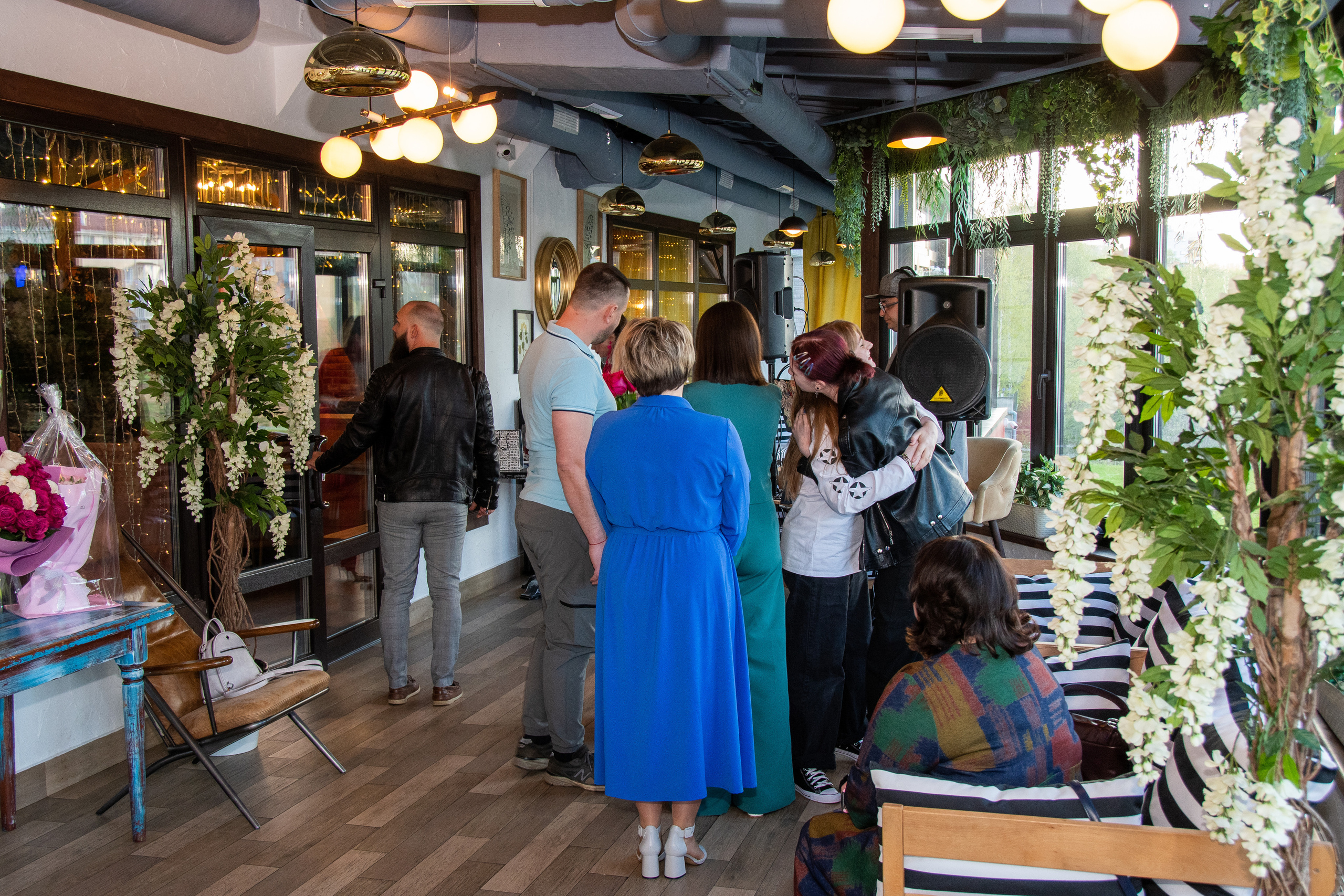 Фотосессия взрослого дня рождения. Интерьерный фотограф Евгений Расторгуев