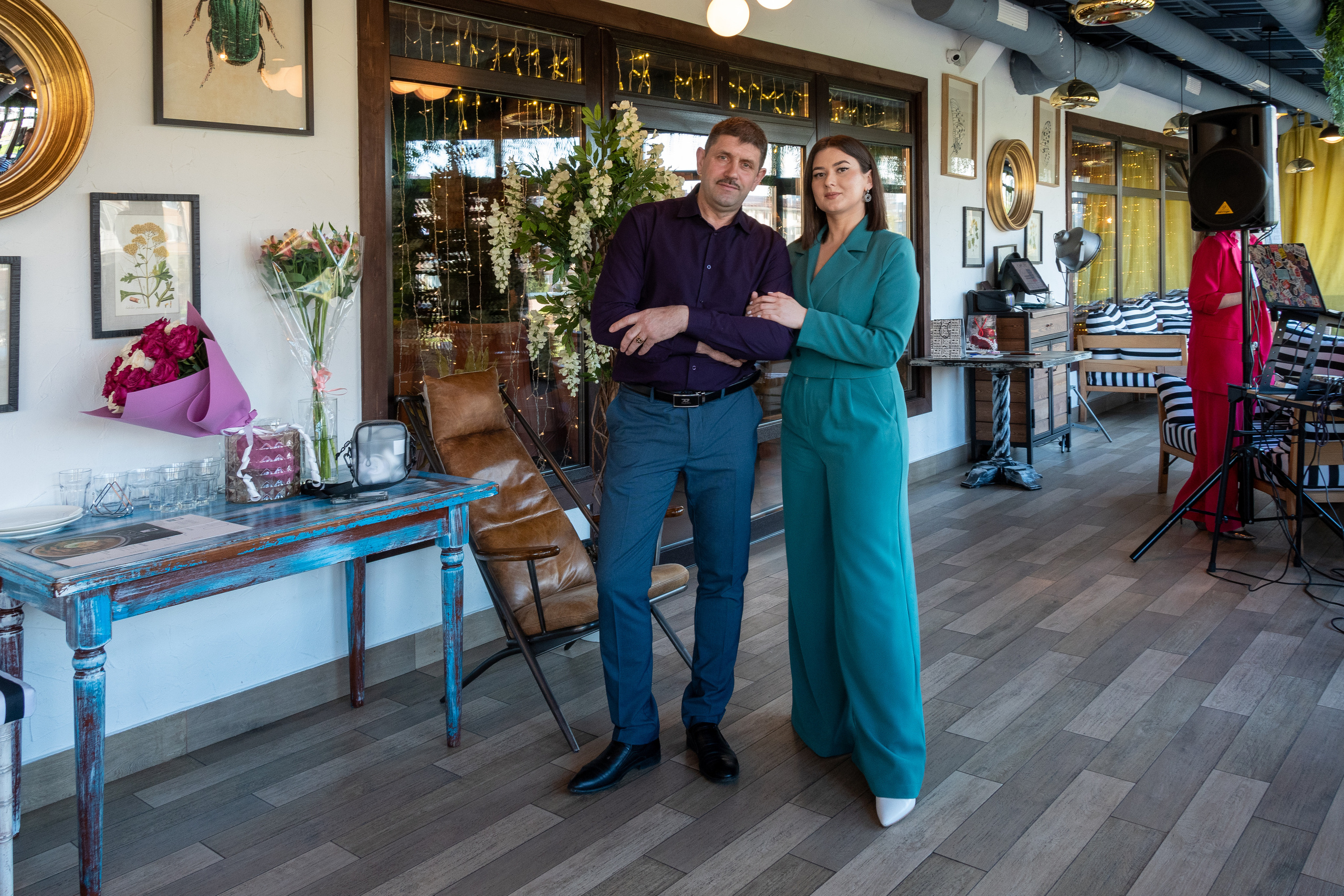 Фотосессия взрослого дня рождения. Интерьерный фотограф Евгений Расторгуев