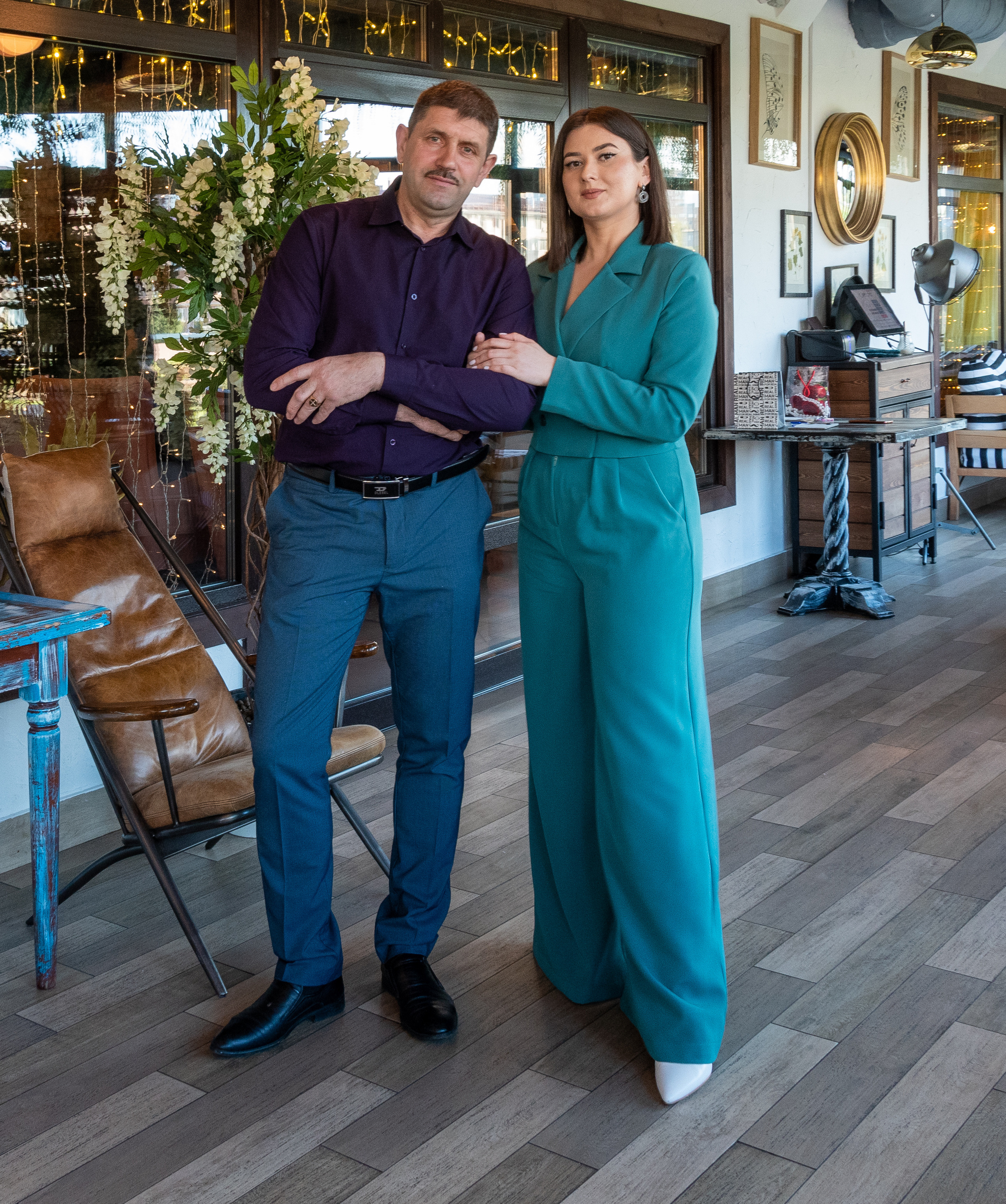 Фотосессия взрослого дня рождения. Интерьерный фотограф Евгений Расторгуев