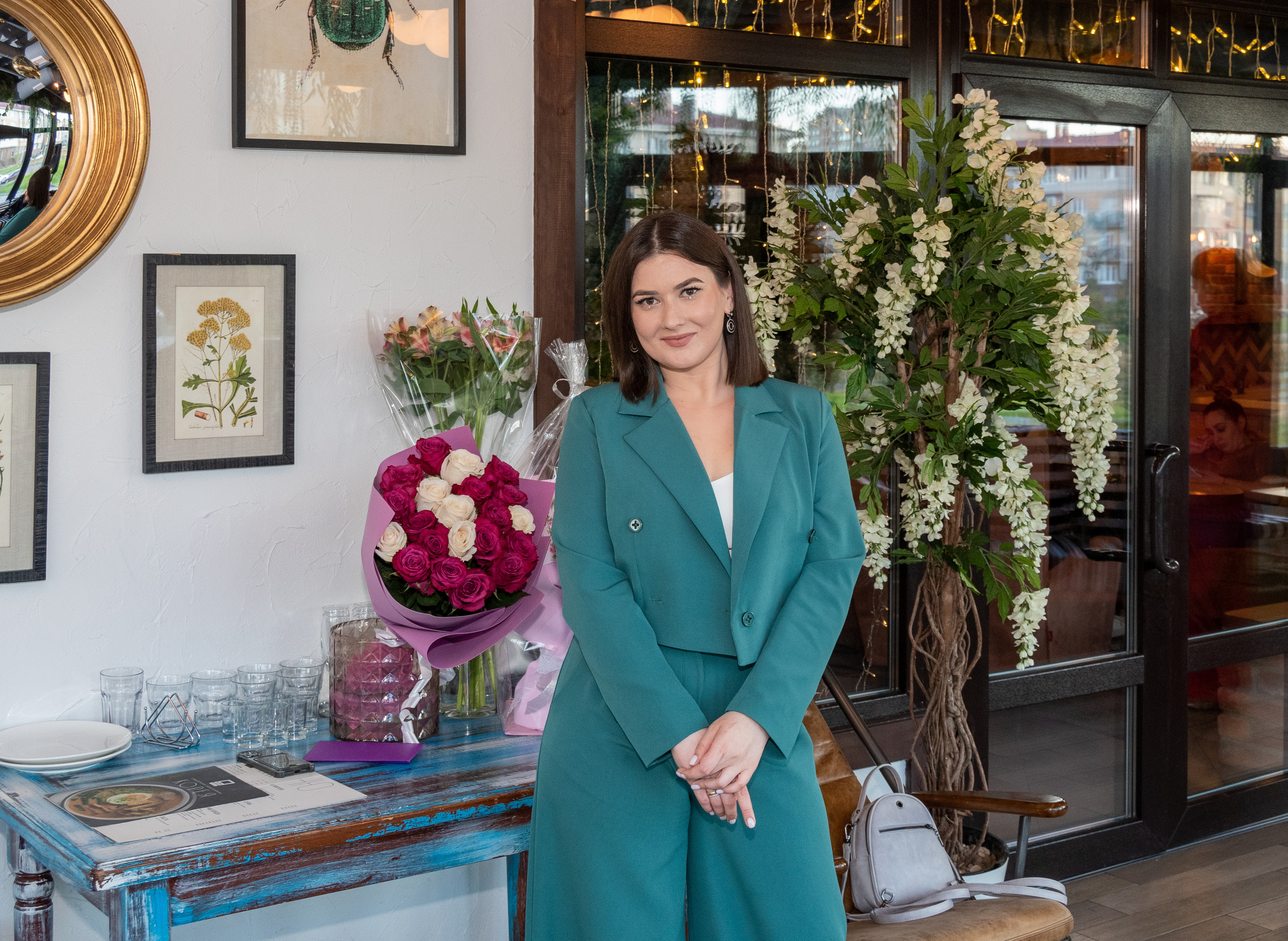 Фотосессия взрослого дня рождения. Интерьерный фотограф Евгений Расторгуев