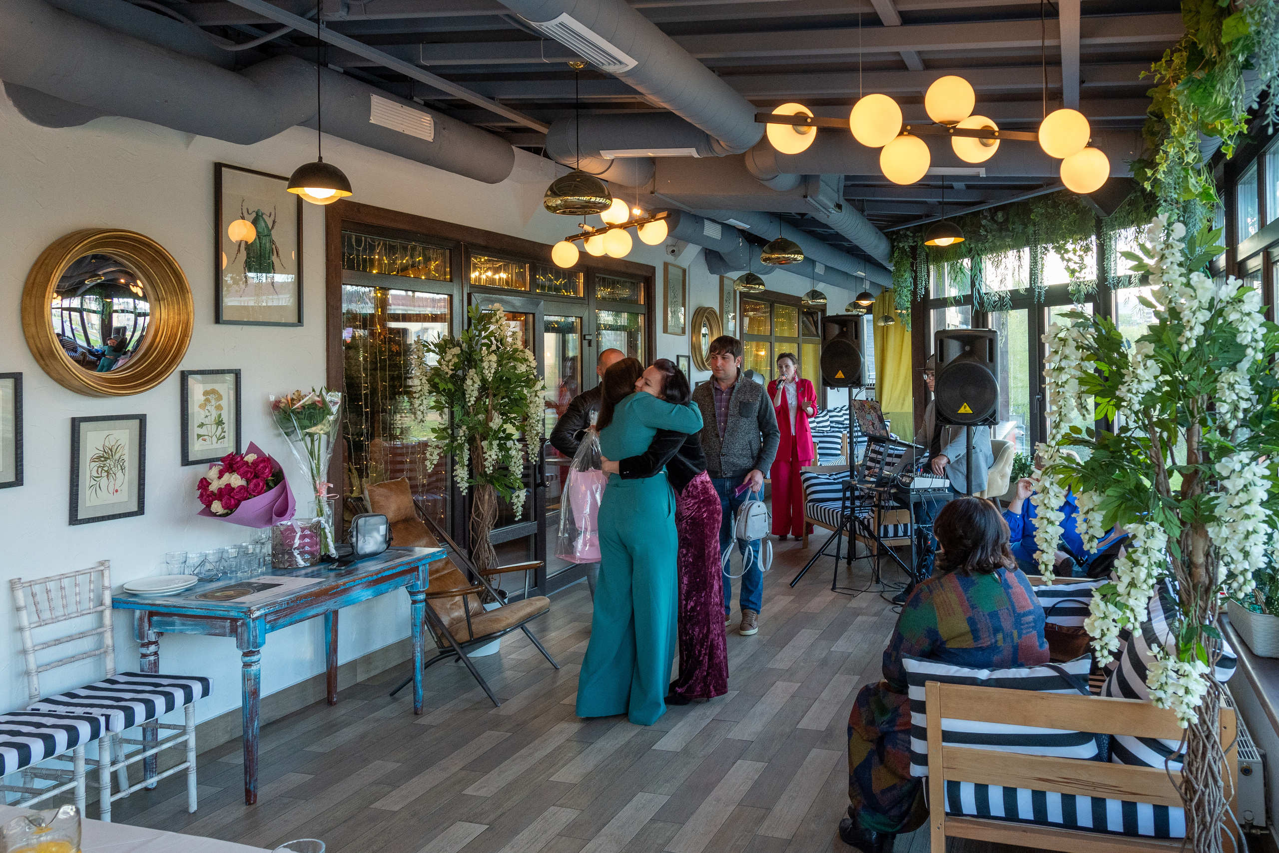 Фотосессия взрослого дня рождения. Интерьерный фотограф Евгений Расторгуев