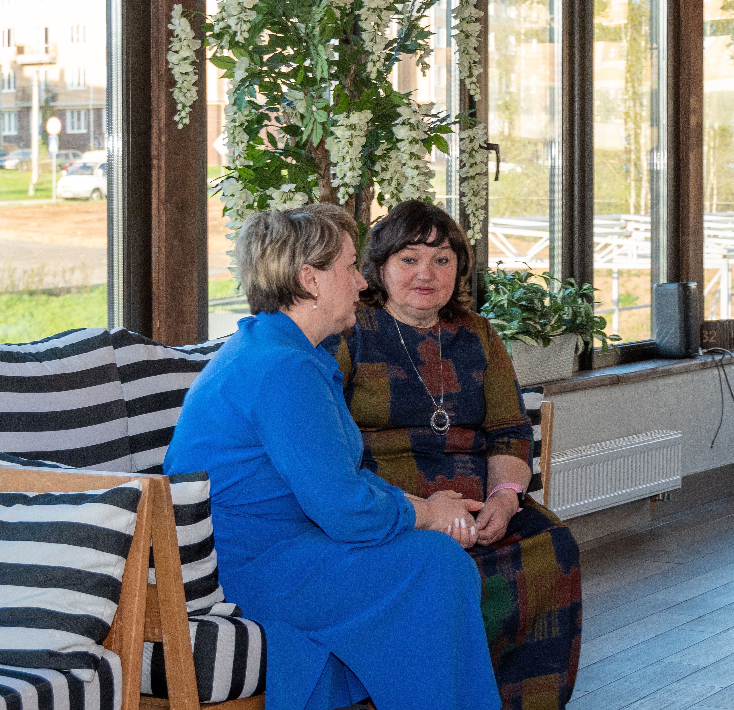 Фотосессия взрослого дня рождения. Интерьерный фотограф Евгений Расторгуев