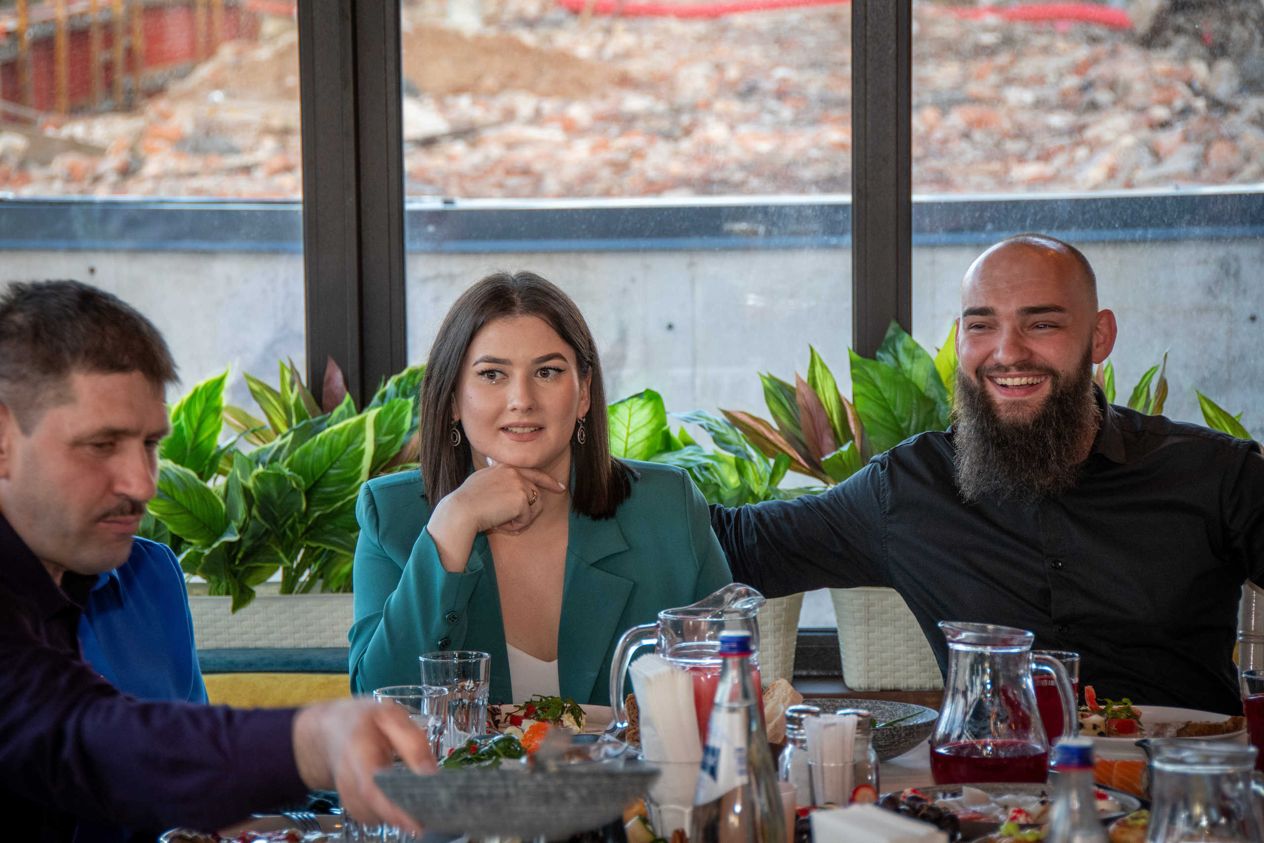 Фотосессия взрослого дня рождения. Интерьерный фотограф Евгений Расторгуев