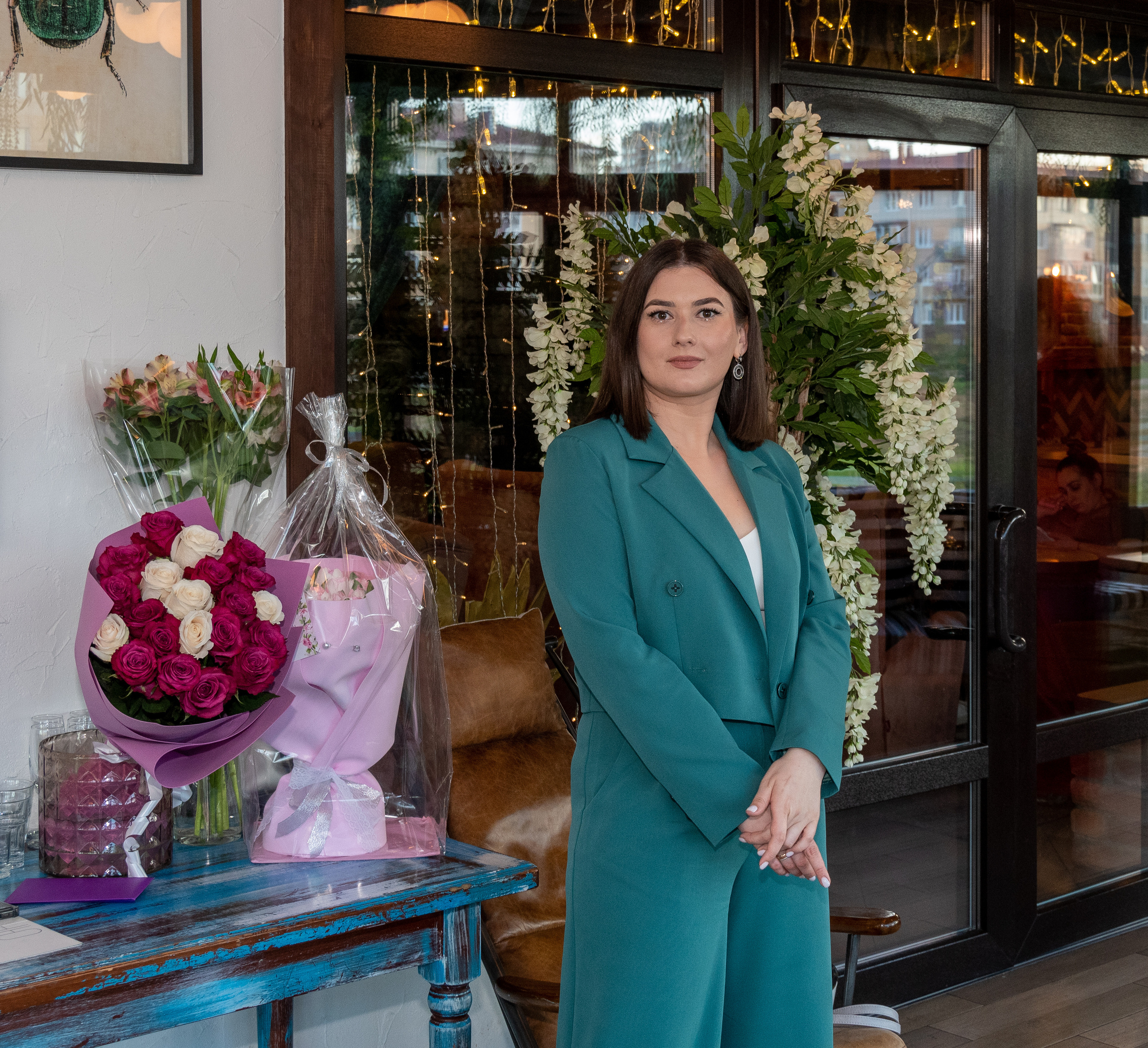 Фотосессия взрослого дня рождения. Интерьерный фотограф Евгений Расторгуев