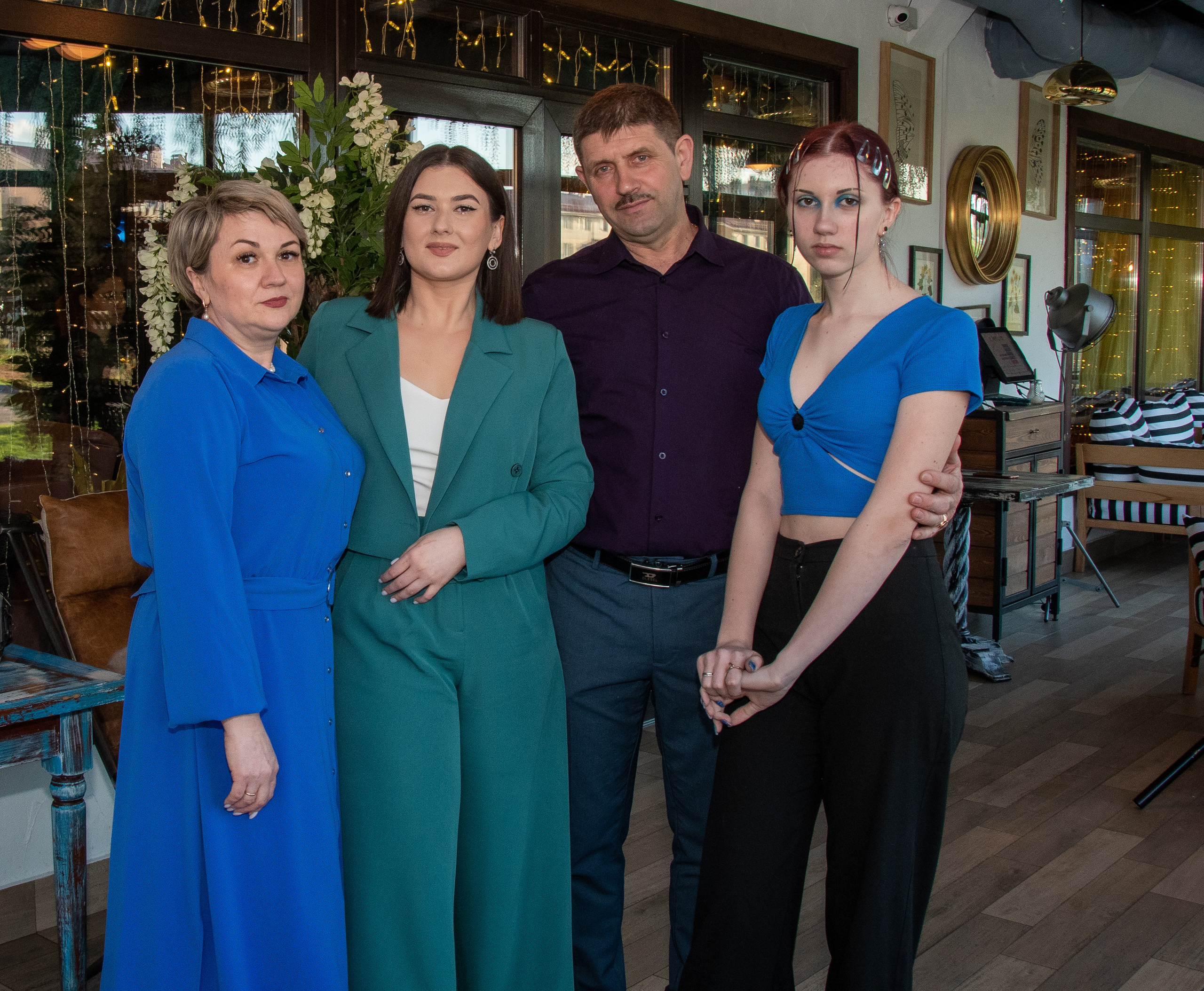 Фотосессия взрослого дня рождения. Интерьерный фотограф Евгений Расторгуев