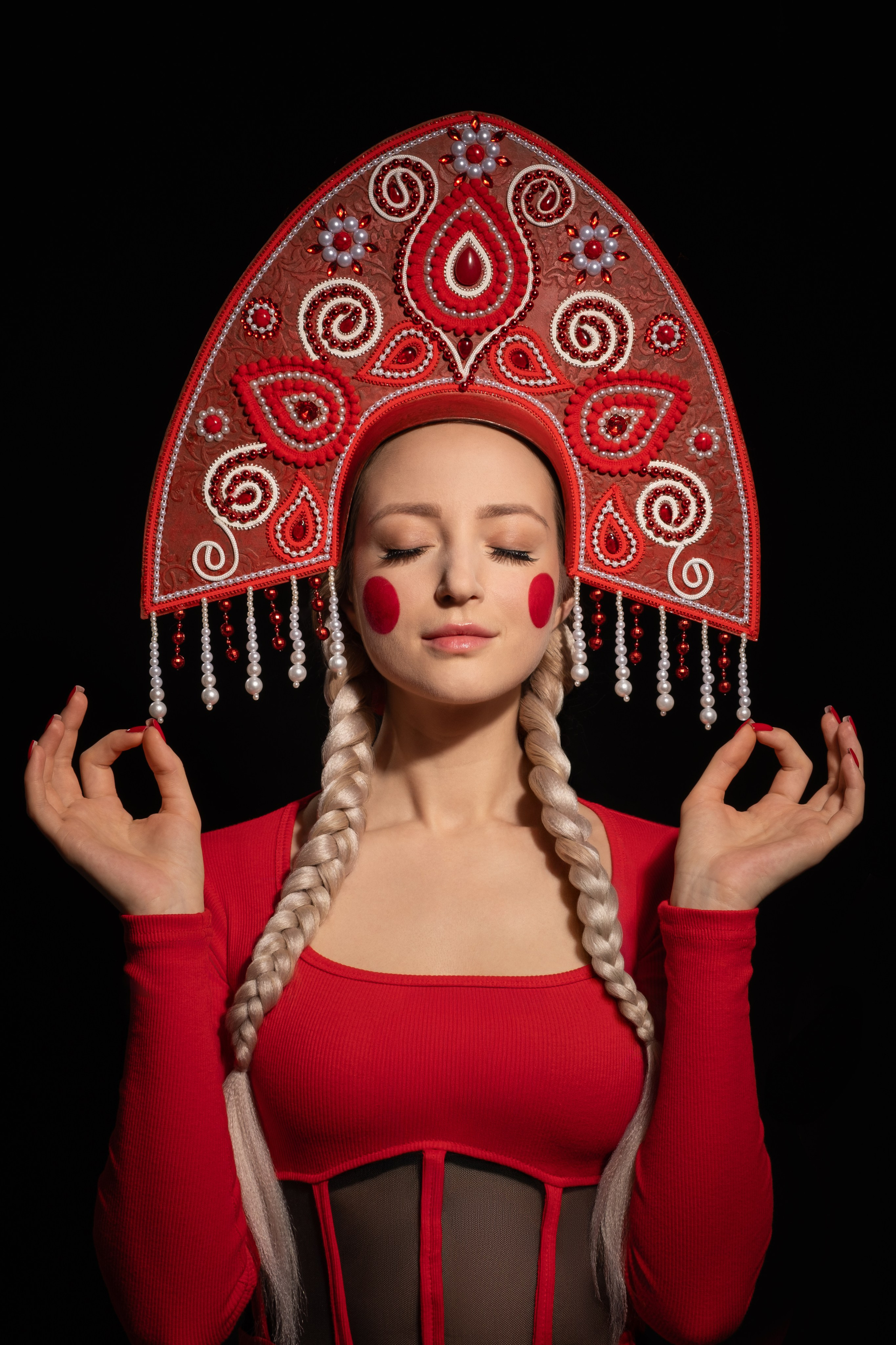 Арт-фотосессия в Москве под ключ. Портретный фотограф в Москве Артем Венглинский