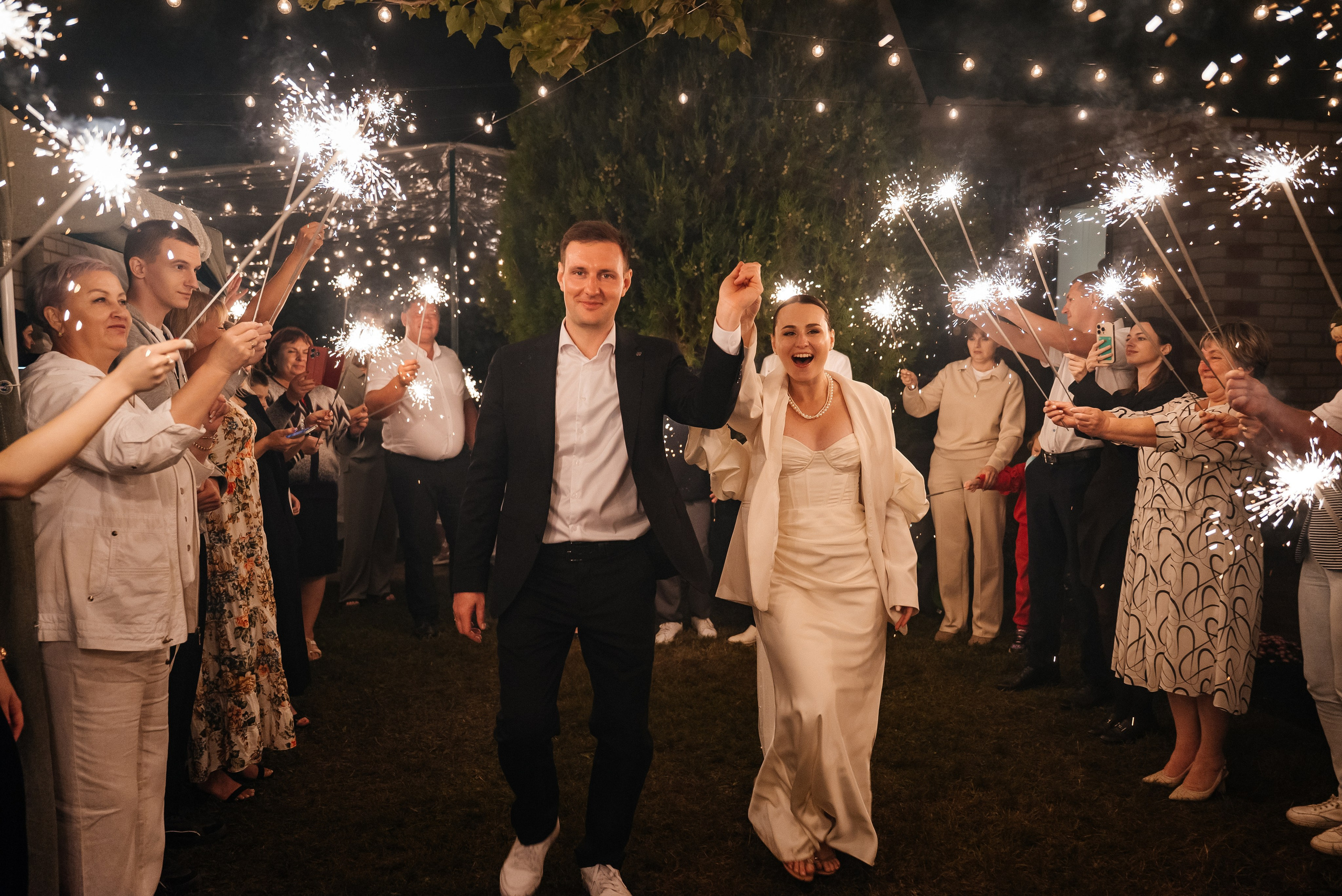 «Свадьба Даши и Артема». Школьный фотограф в Валуйках. Фотосессии для выпускников и изготовление выпускных альбомов в городе Валуйки и в Белгородской области