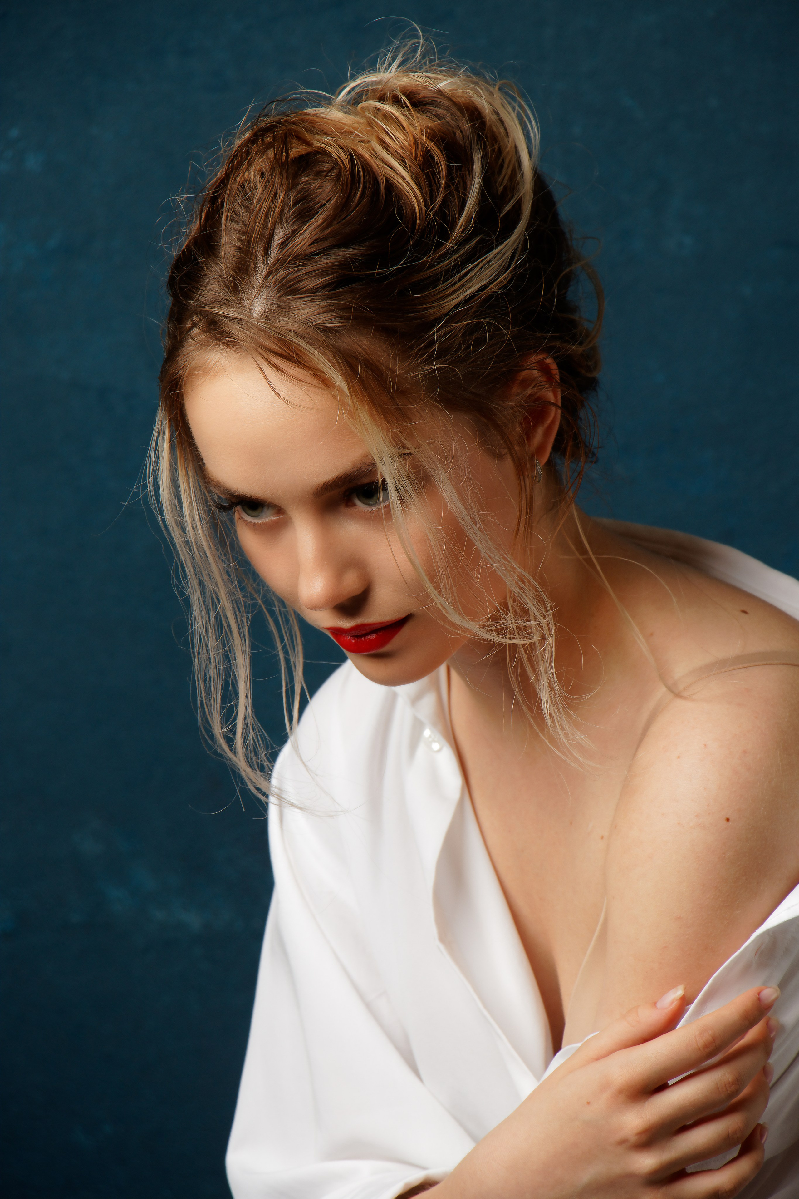 ЖЕНСКИЙ ПОРТРЕТ. Фотограф Владимир Роля