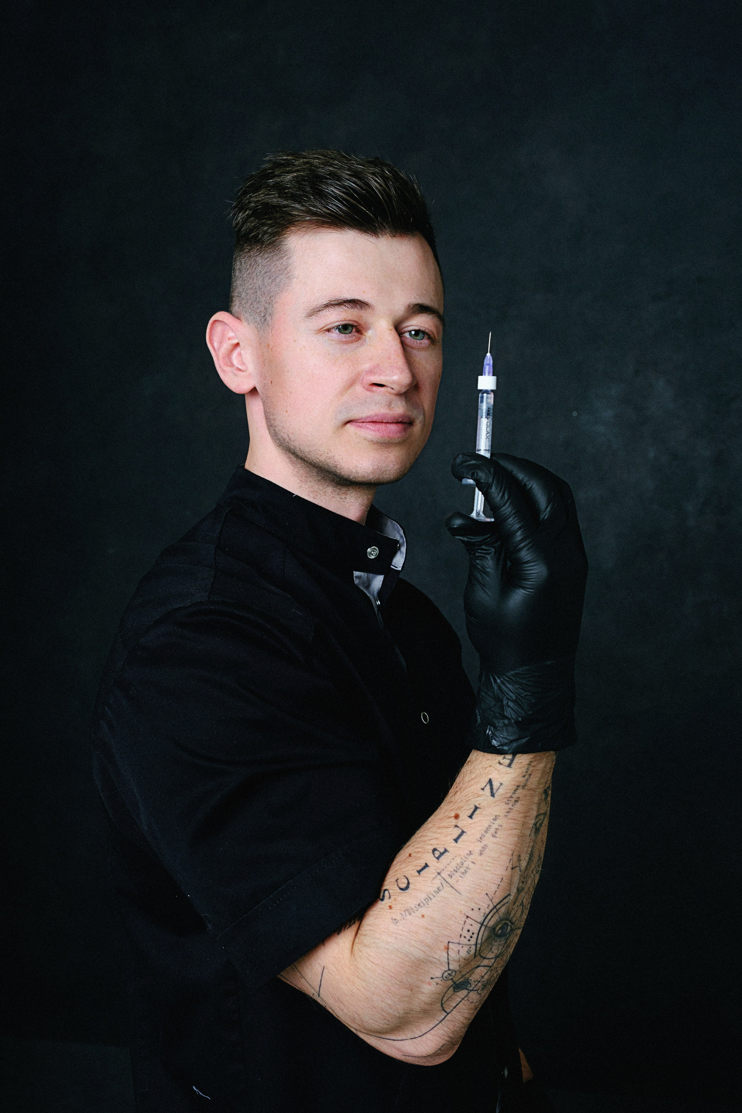 Мужчина — косметолог. Фотограф и видеограф в Омск/Москва Сащенко Лера