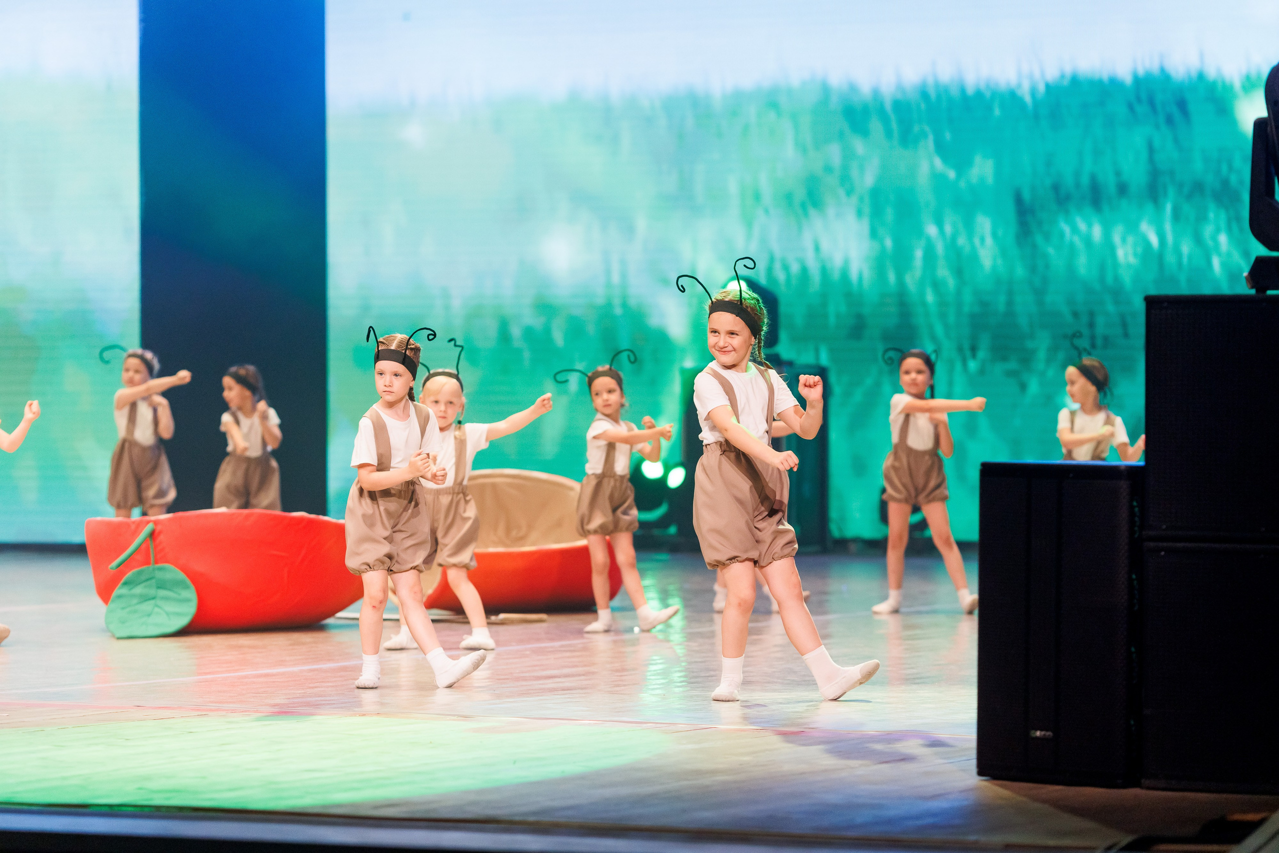 Мультикидс. Отчетный концерт. Фотограф Шейдаев Эмин г. Волгоград
