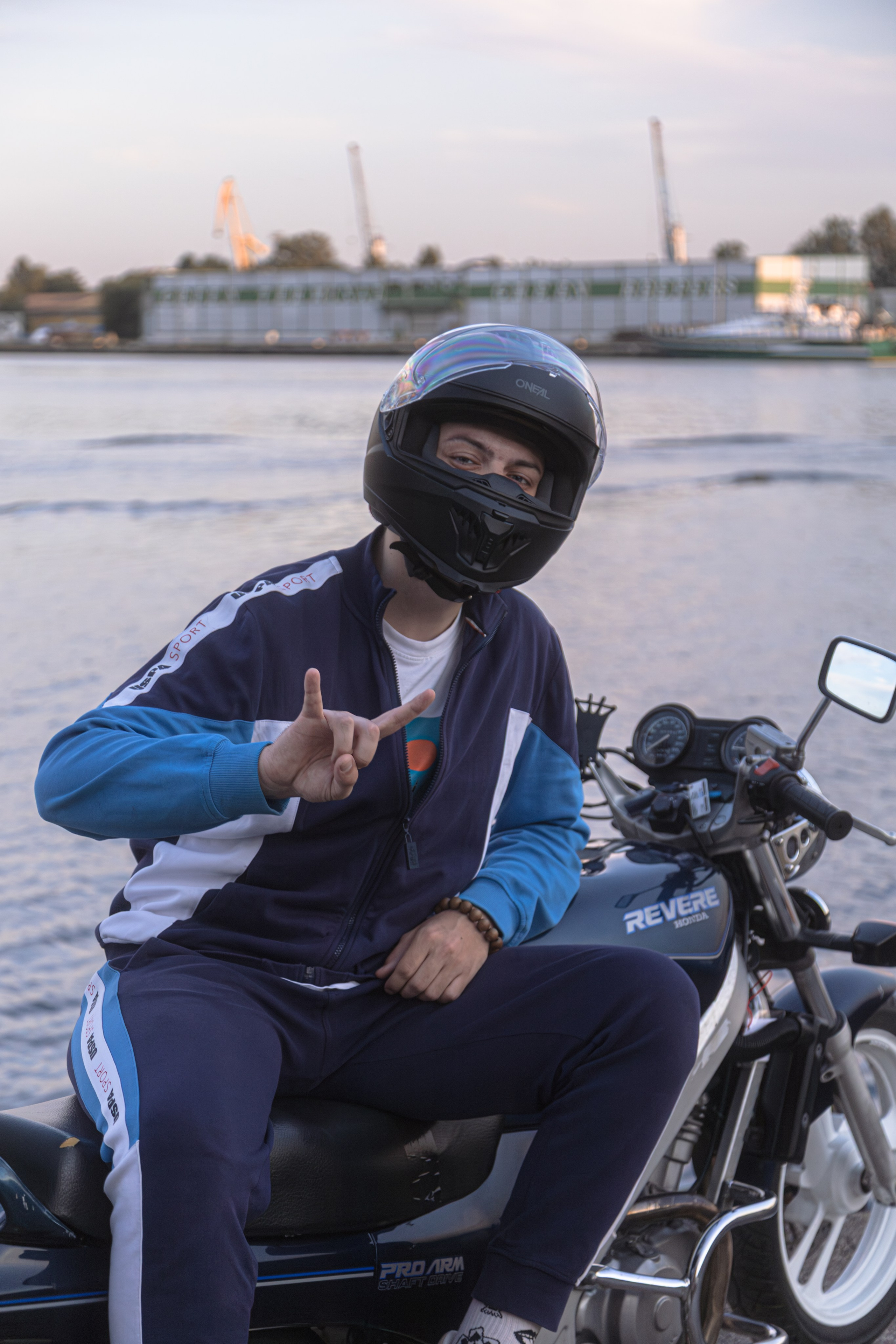 Daniil R. — Digital Noise —