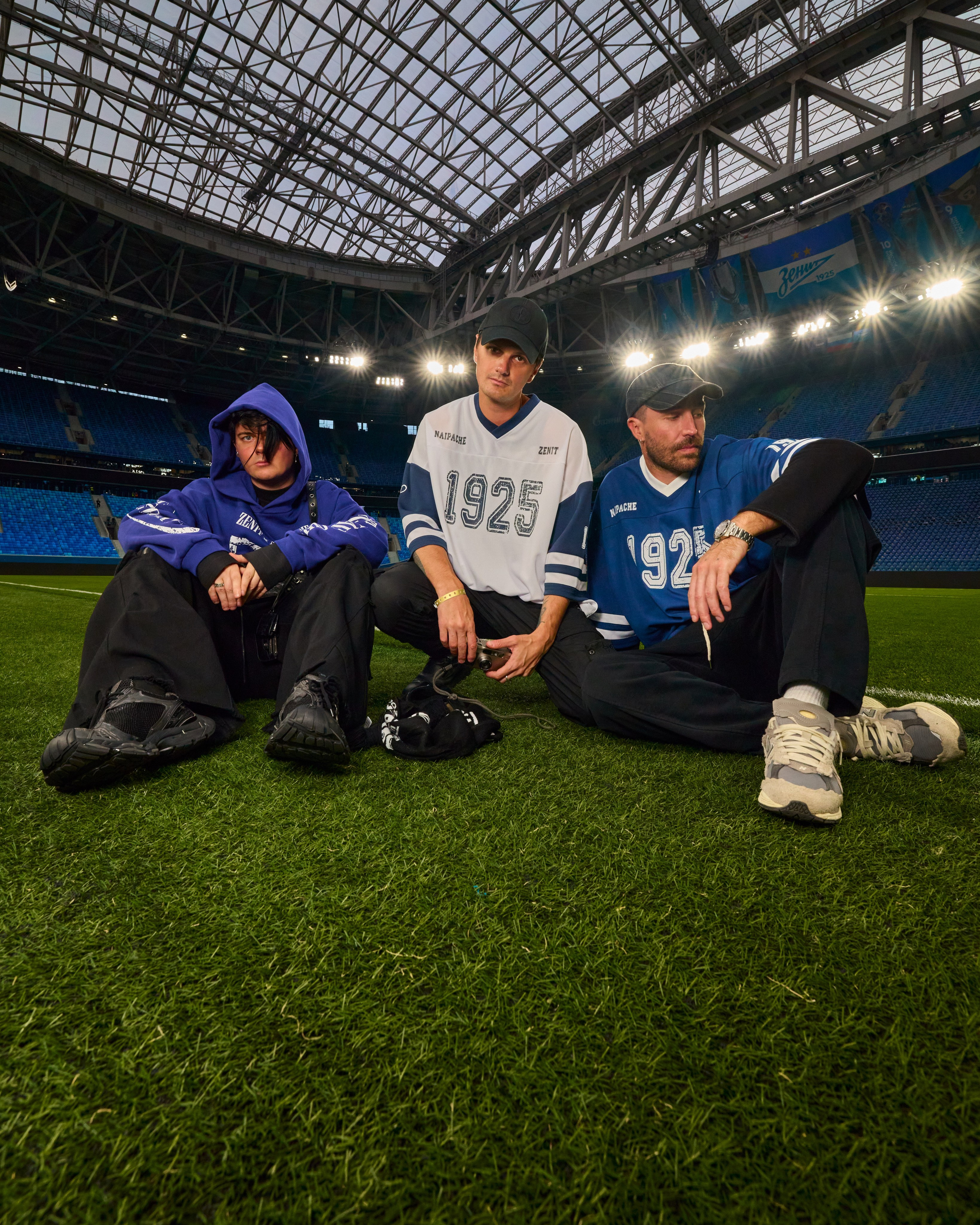 Pokras Lampas. Святослав Лебедев | Рекламный фотограф — Коммерческая съемка, Арт-дирекшн, AI-интеграция