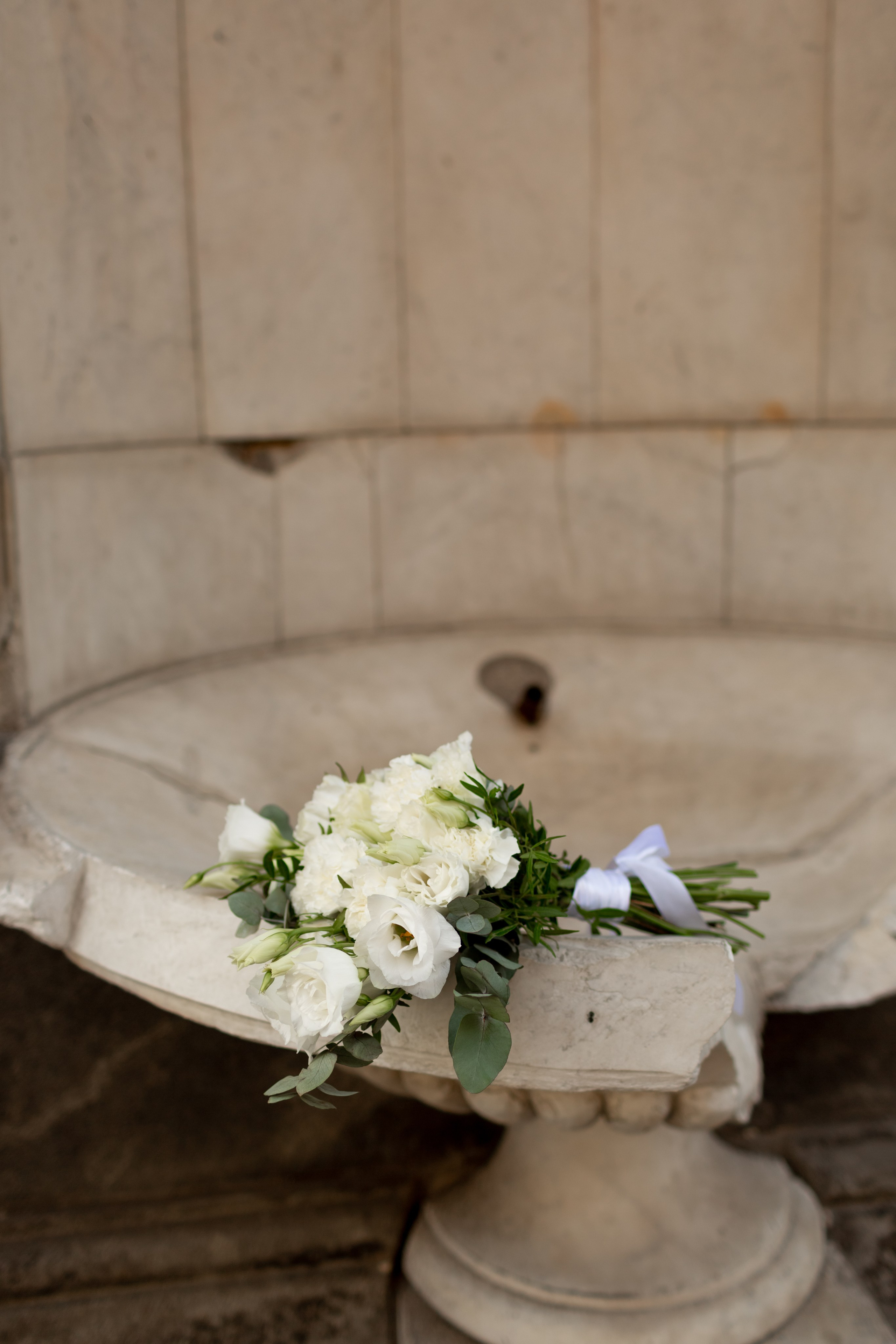 Свадебная фотопрогулка в Санкт-Петербурге. Свадебный фотограф Кирилл Белый