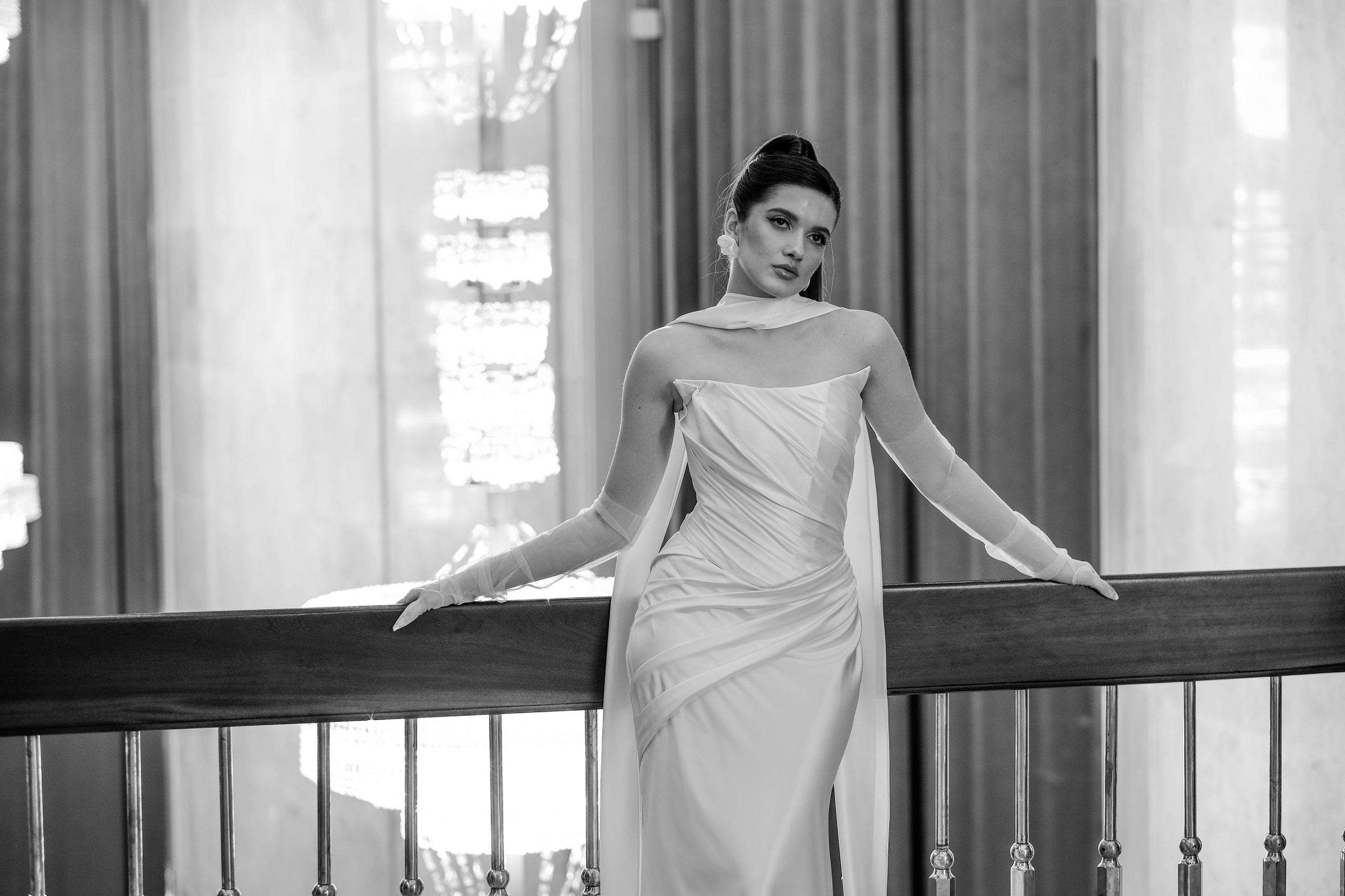 Свадебная фотосессия в театре драмы имени Наума Орлова. Свадебный фотограф в Челябинске Сырчикова Наталья