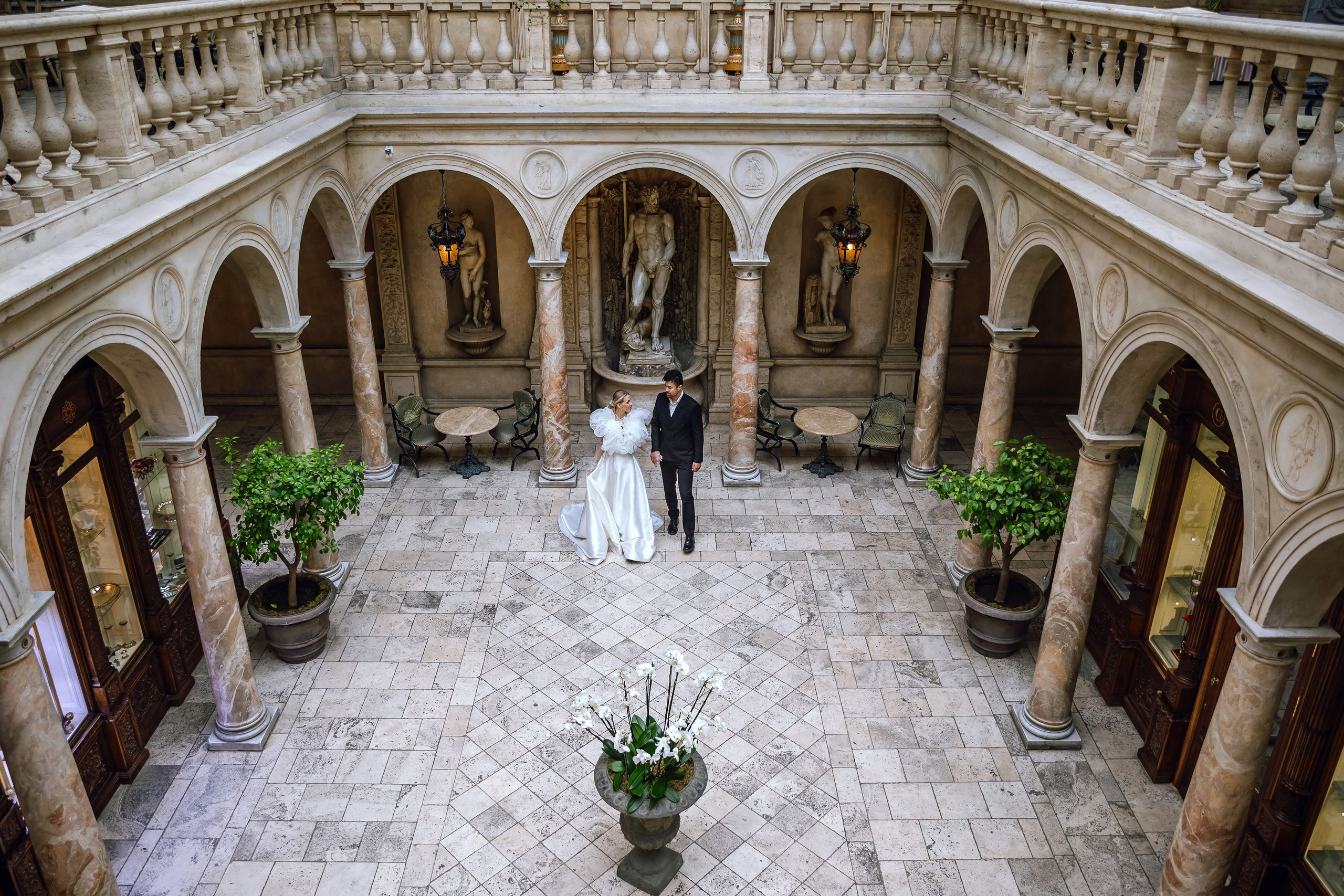 Свадьба в ресторане Турандот. Фотограф и видеограф Москва. Свадебный фотограф, видеограф. Выпускные альбомы. Оживающие альбомы
