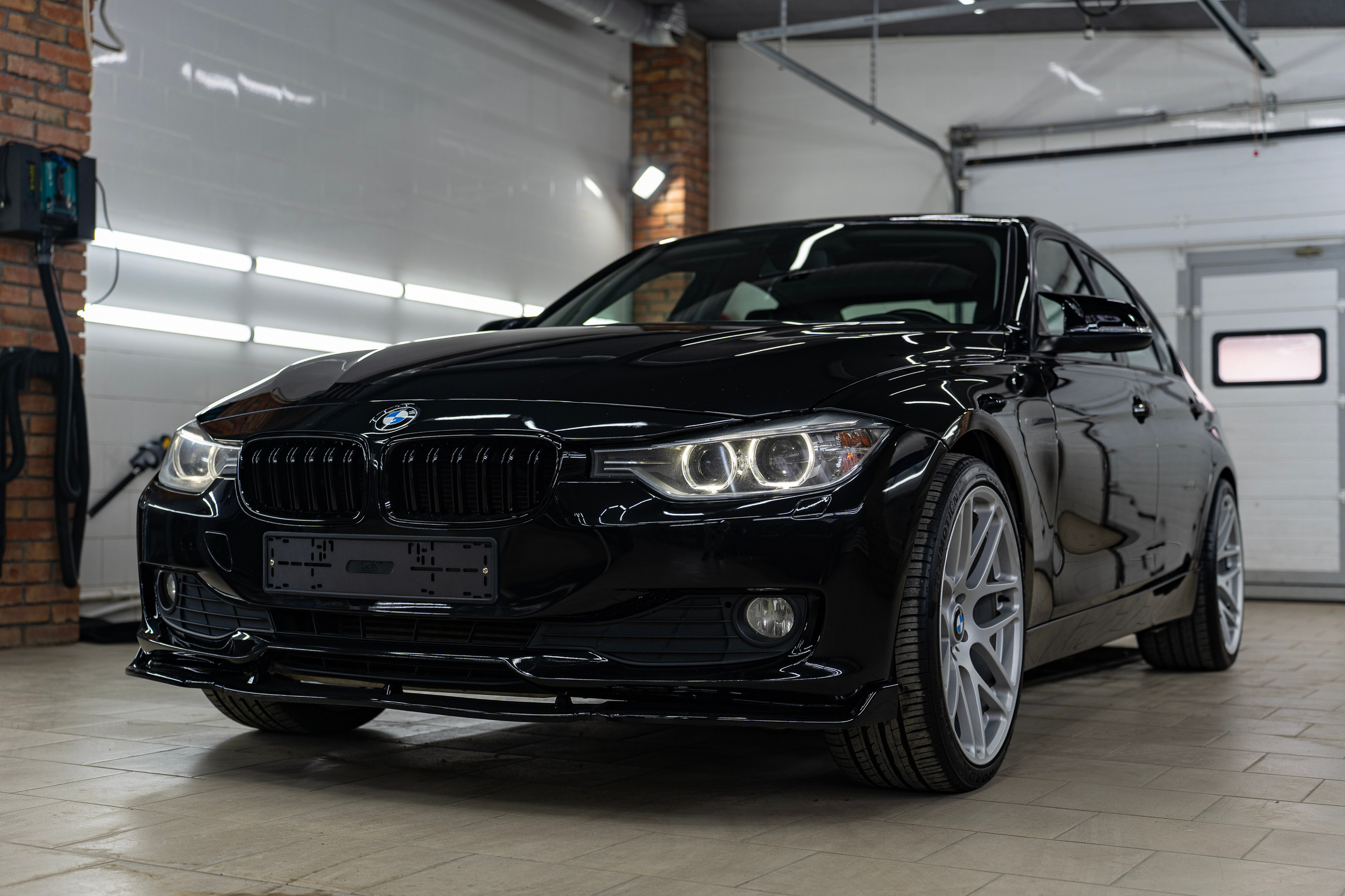 BMW 3 на продажу. Автомобильный фотограф в Санкт Петербурге. Евгений Коновалов
