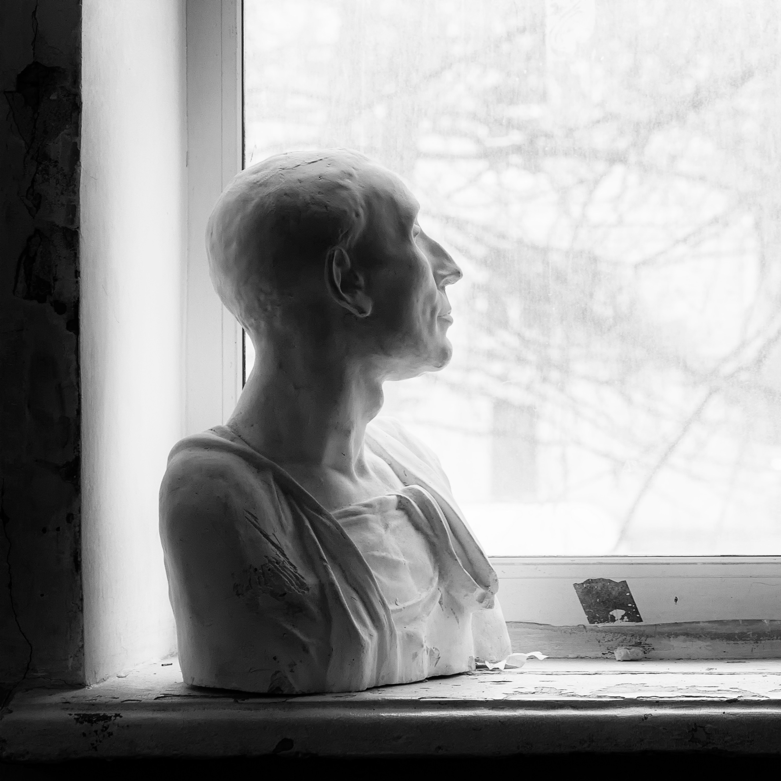 The life of sculptures. Vasiliy Riabovol — Fine Art Photographer | Time, Space, and Silence