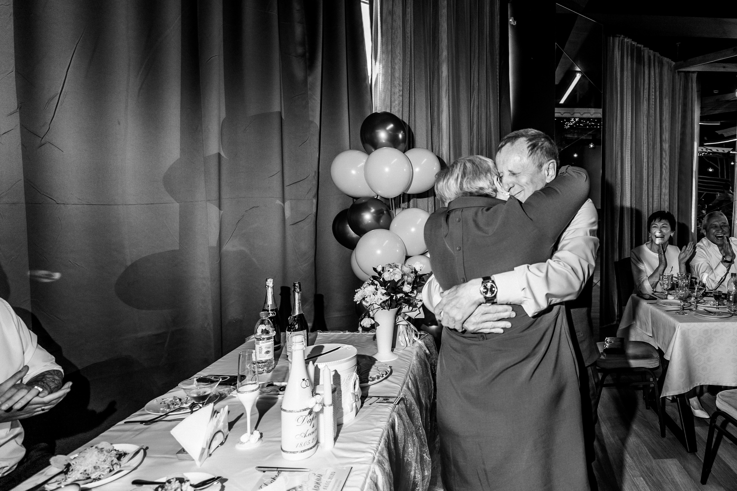 Красный кабриолет. Фотограф Ангарск Иркутск Ксения Король