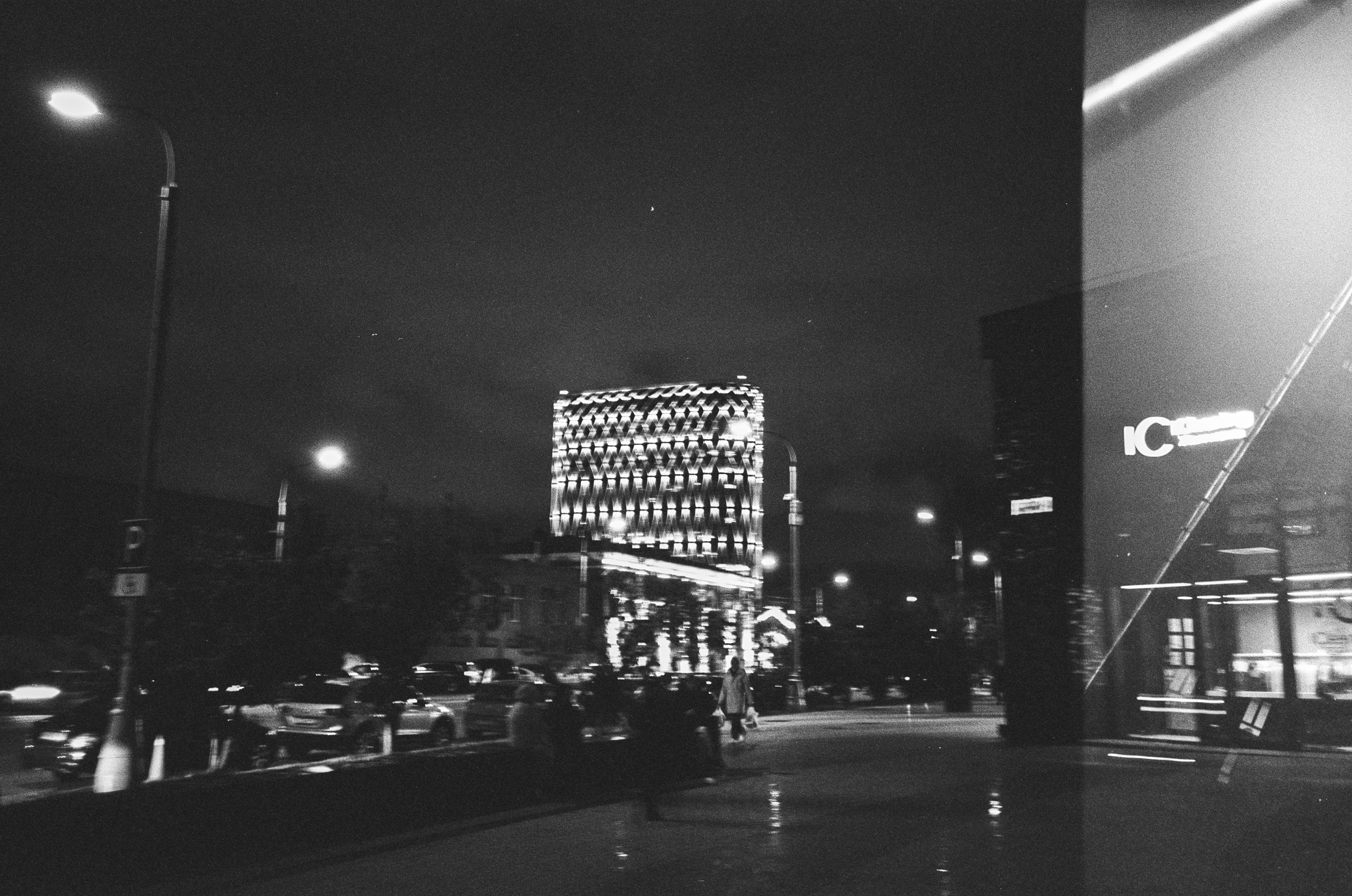 Центр Зотов / выставка От утопии к театру (Мейерхольд) / Cosina CX-1