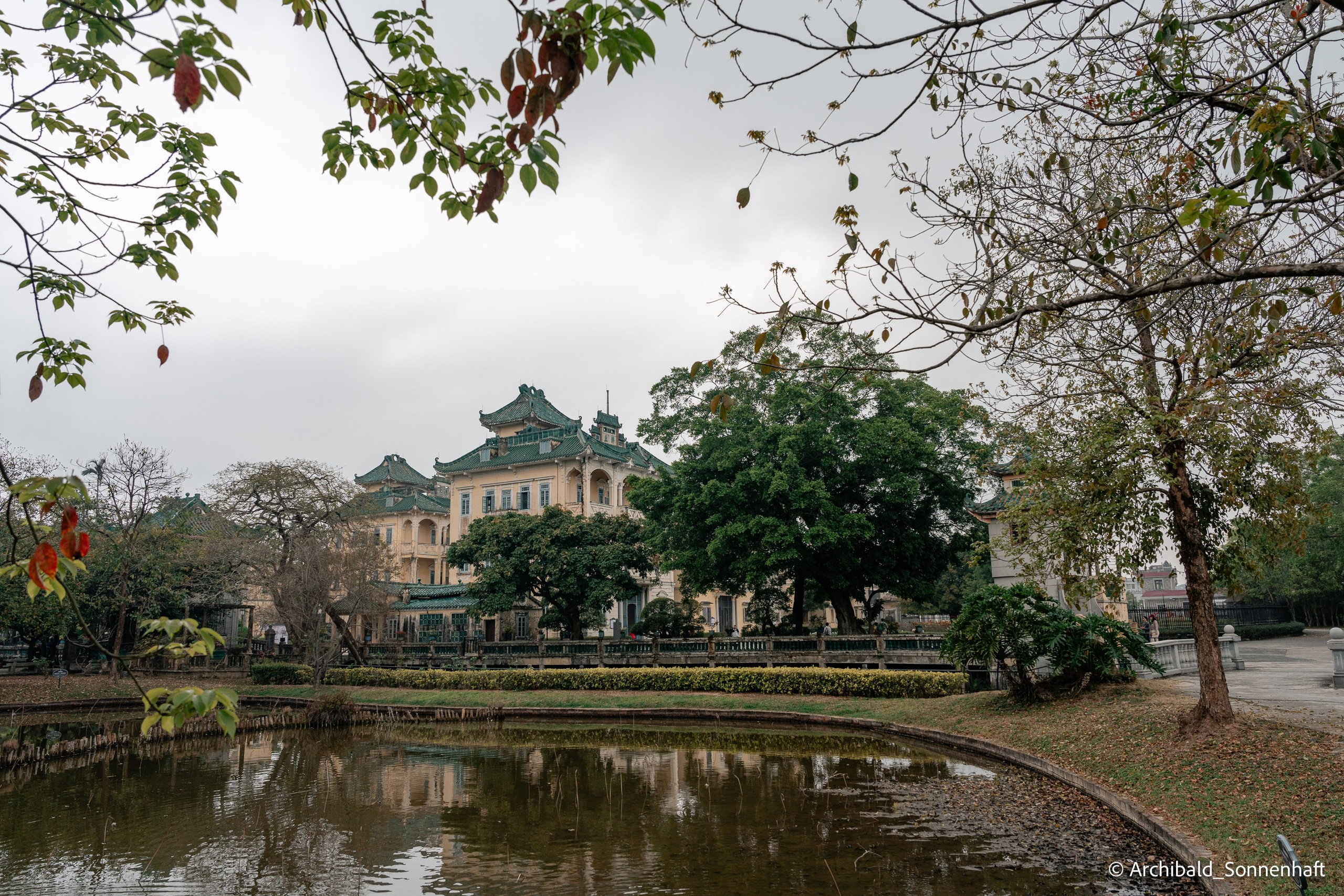 Diaolou in Kaiping. Photographer in Guangzhou, China. Archibald Sonnenhaft