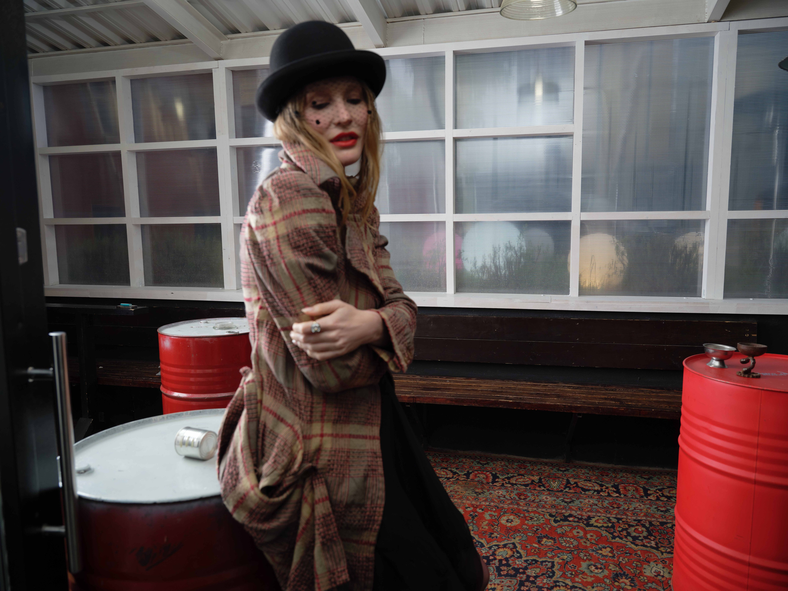 Tetya Motya. Фотограф Асет Героева работает в жанре портрета/документальной/авторской/fashion фотографии