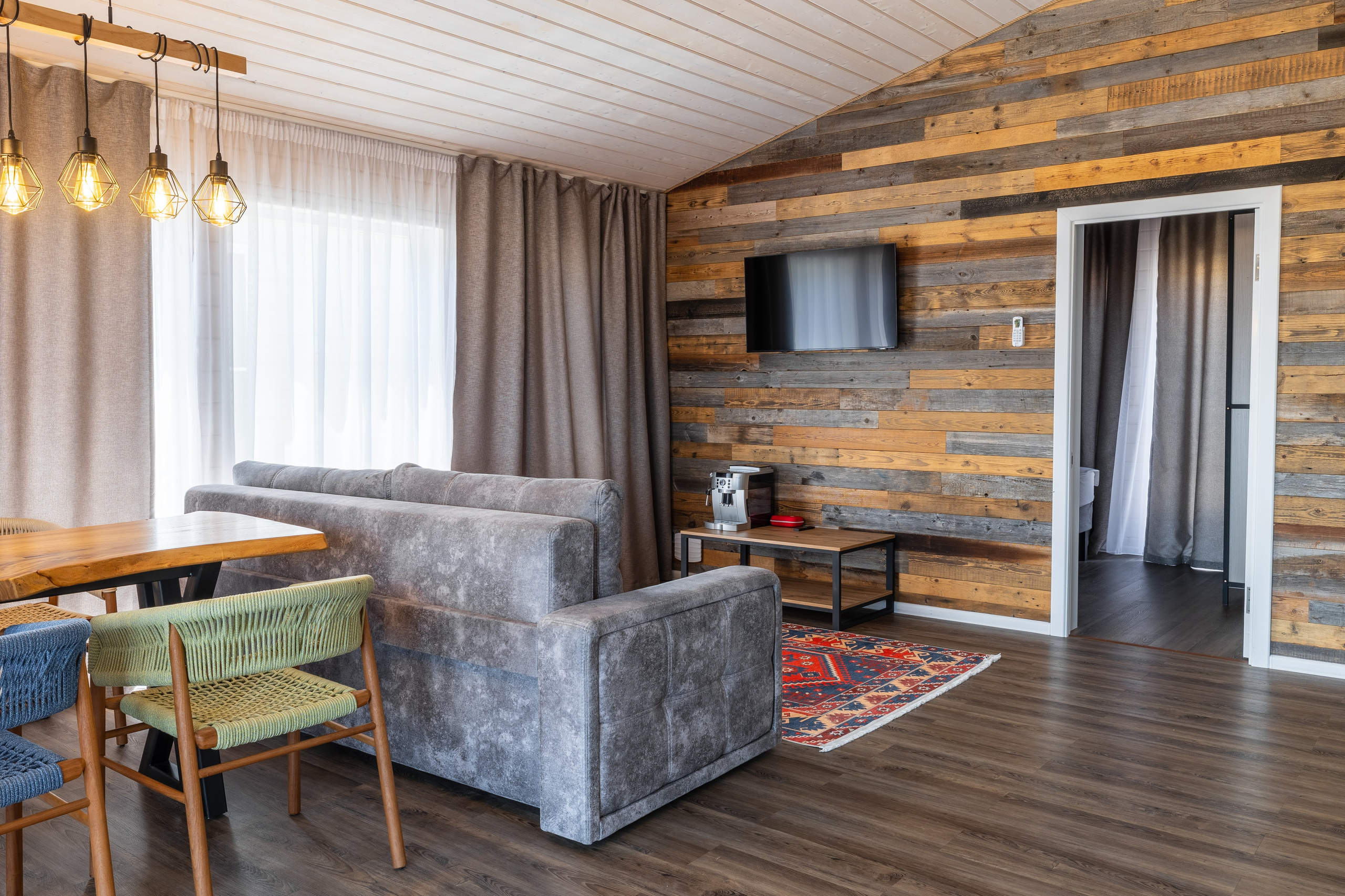 Venerdi villas. Главная